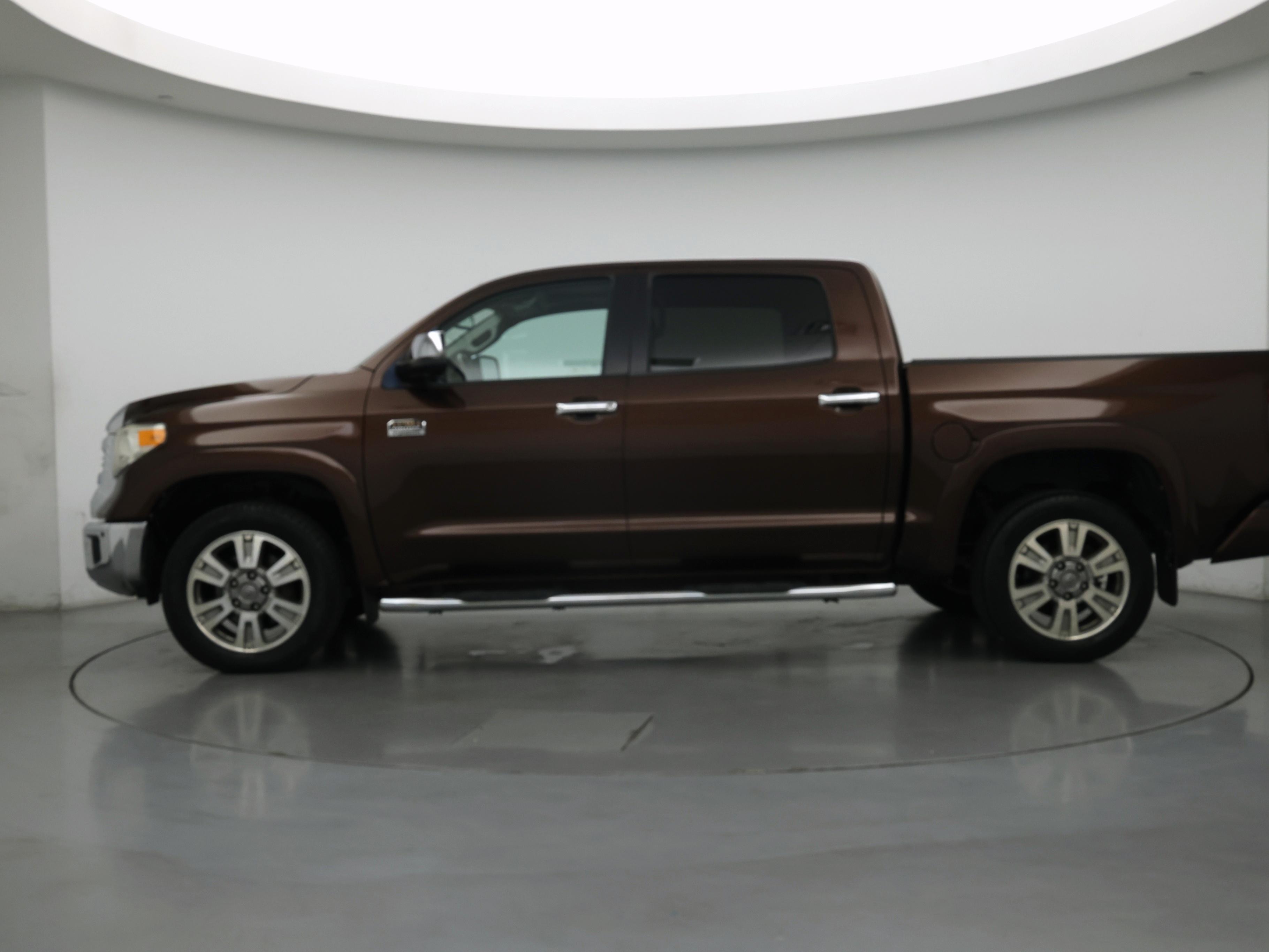 Thumbnail: 2016 Toyota Tundra - 3