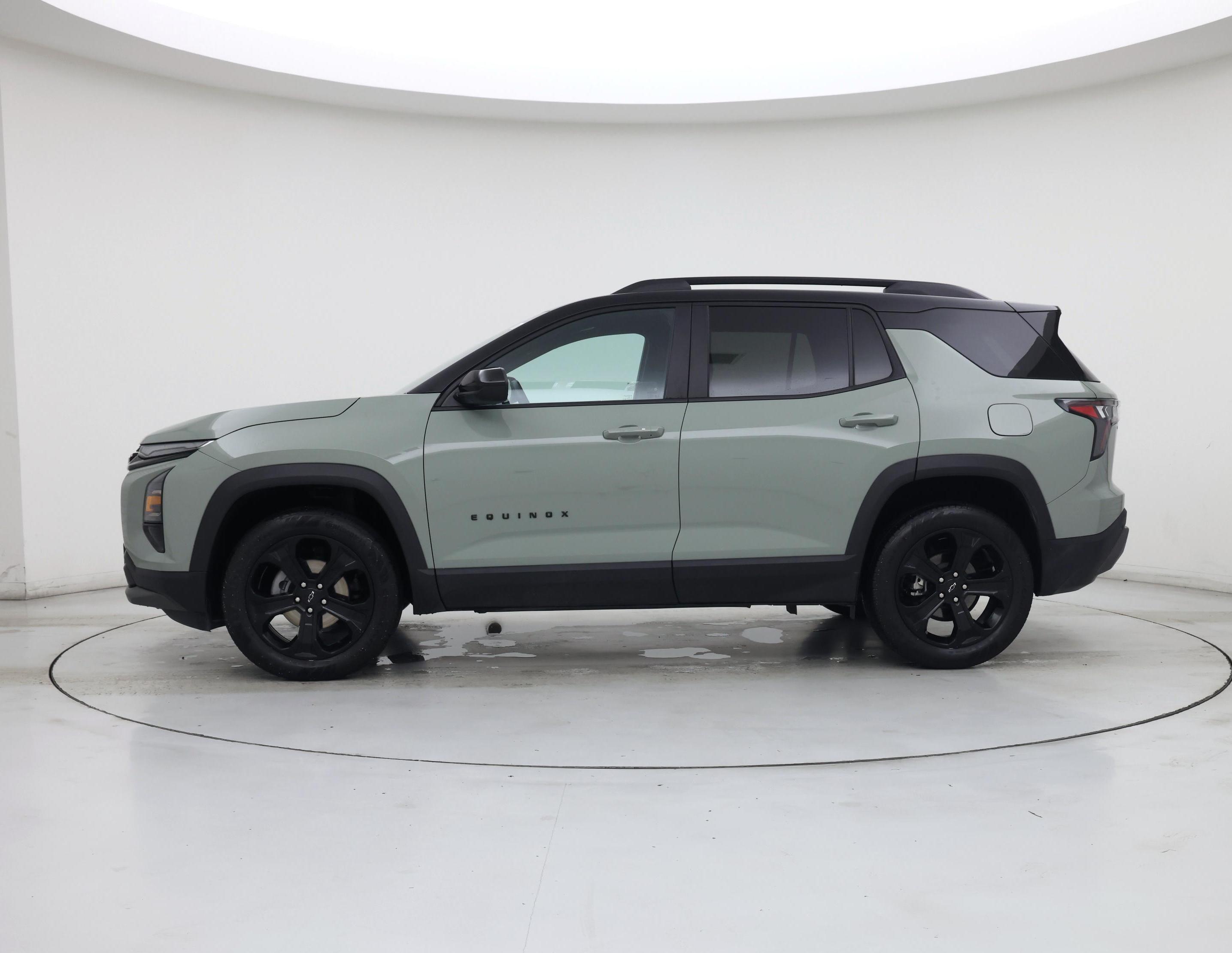 Thumbnail: 2026 Chevrolet Equinox - 3