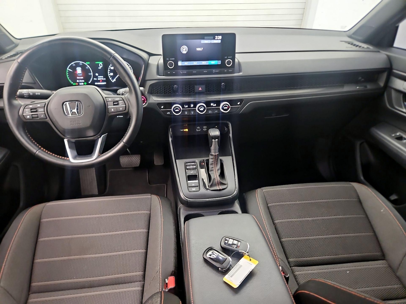 Photo 8