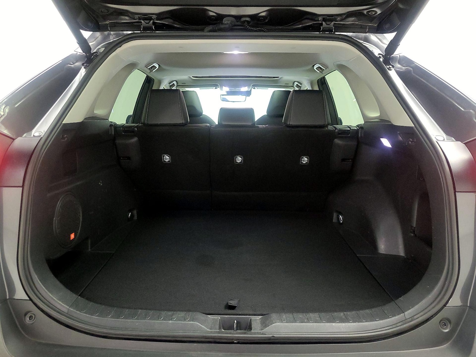 2024 Toyota RAV4 XLE Premium - Photo 23