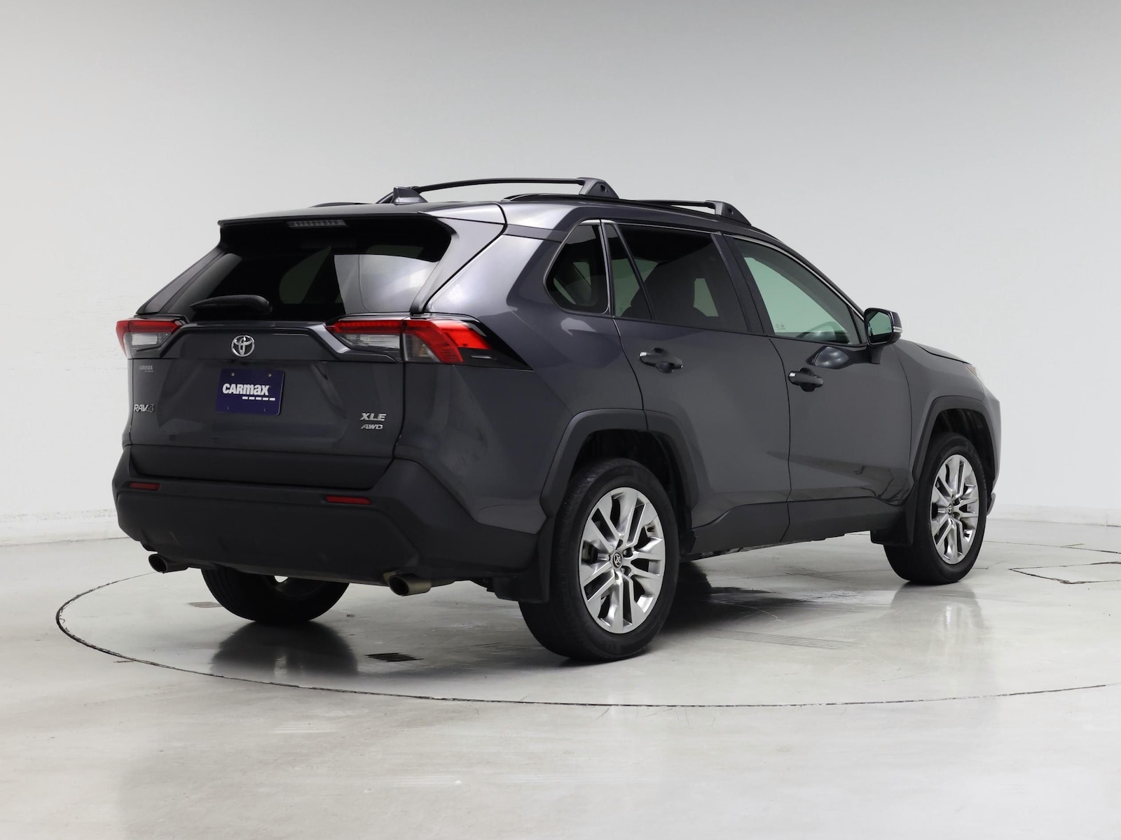 2024 Toyota RAV4 XLE Premium - Photo 9