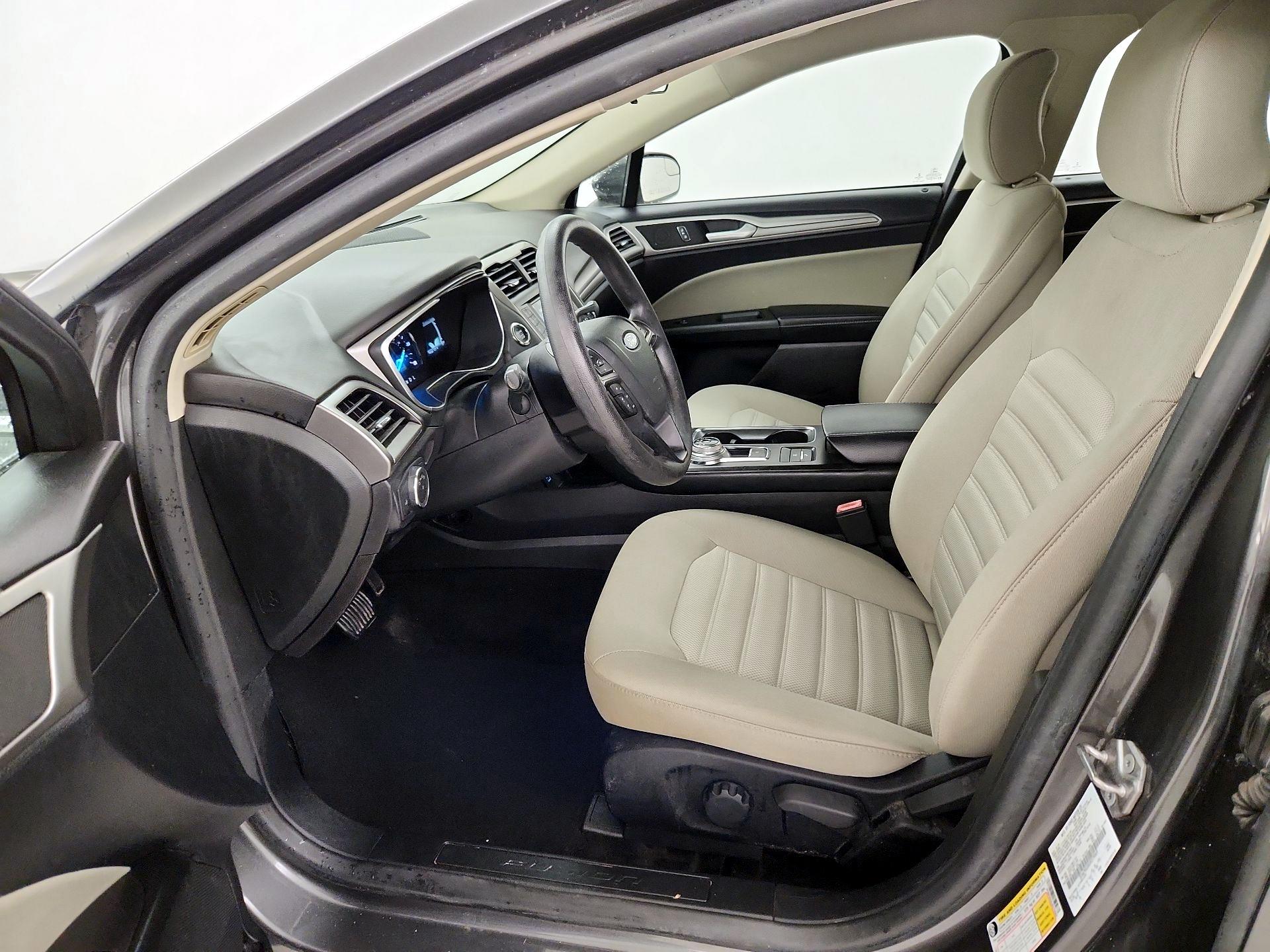 Thumbnail: 2018 Ford Fusion - 11