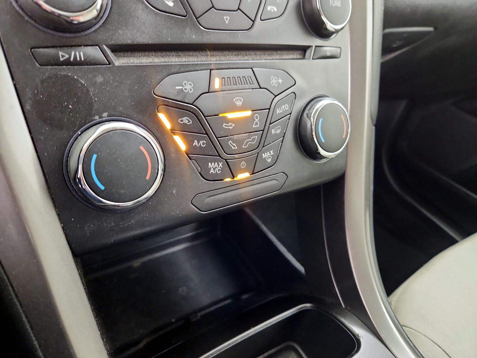 Thumbnail: 2018 Ford Fusion - 16