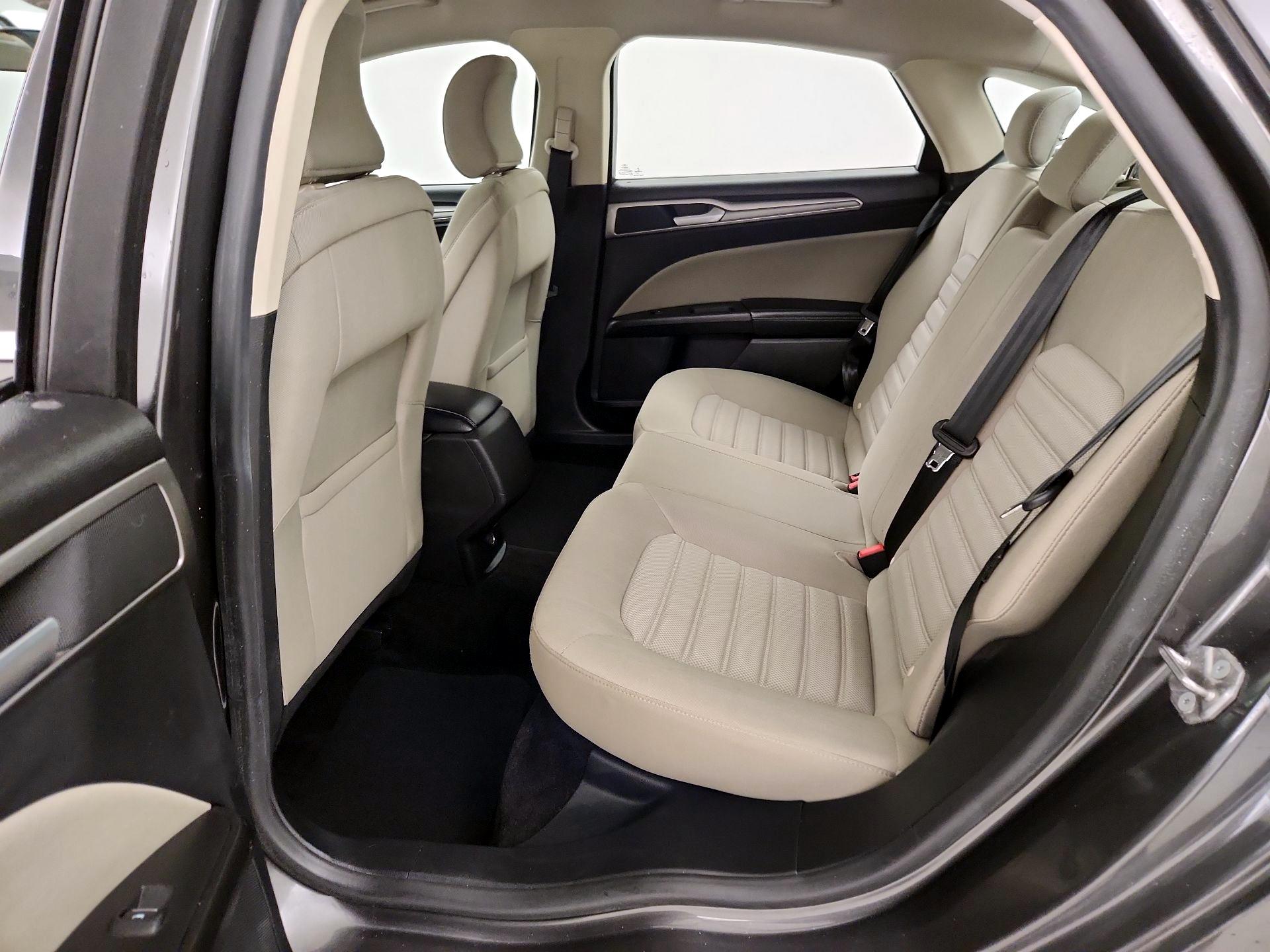 Thumbnail: 2018 Ford Fusion - 19