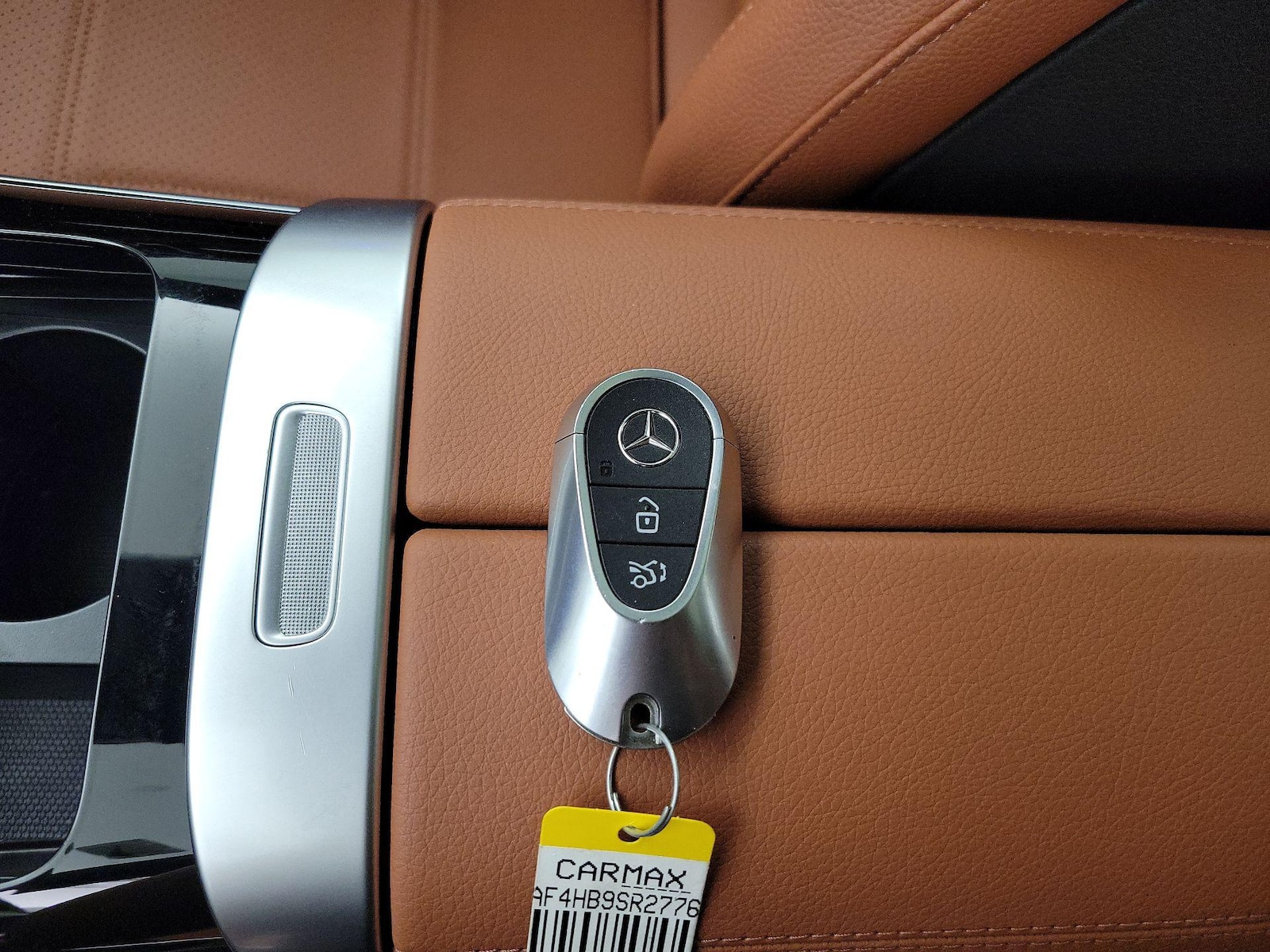 2025 Mercedes-Benz C-Class Sedan C 300 - Photo 23