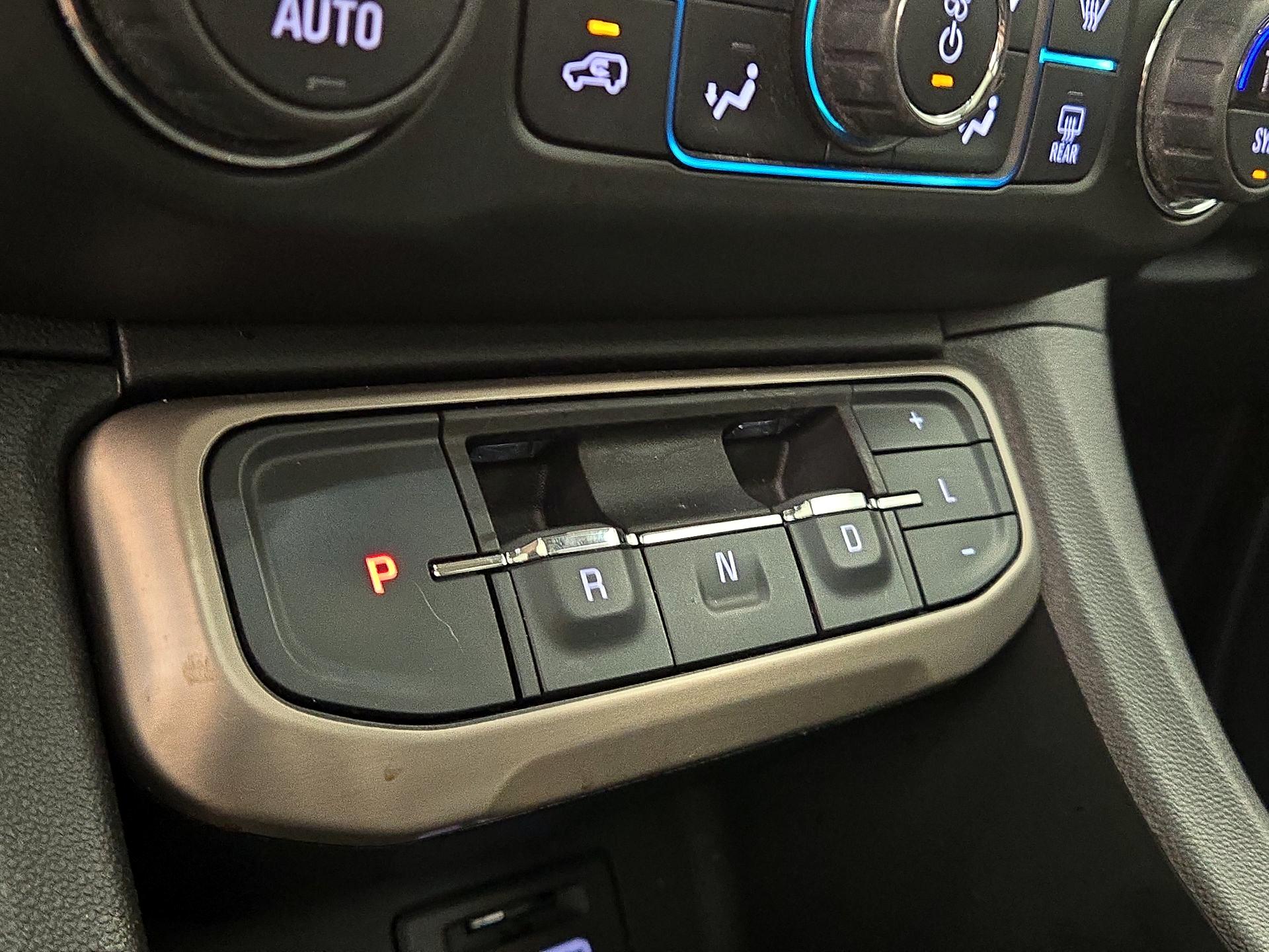 Thumbnail: 2022 GMC Acadia - 18