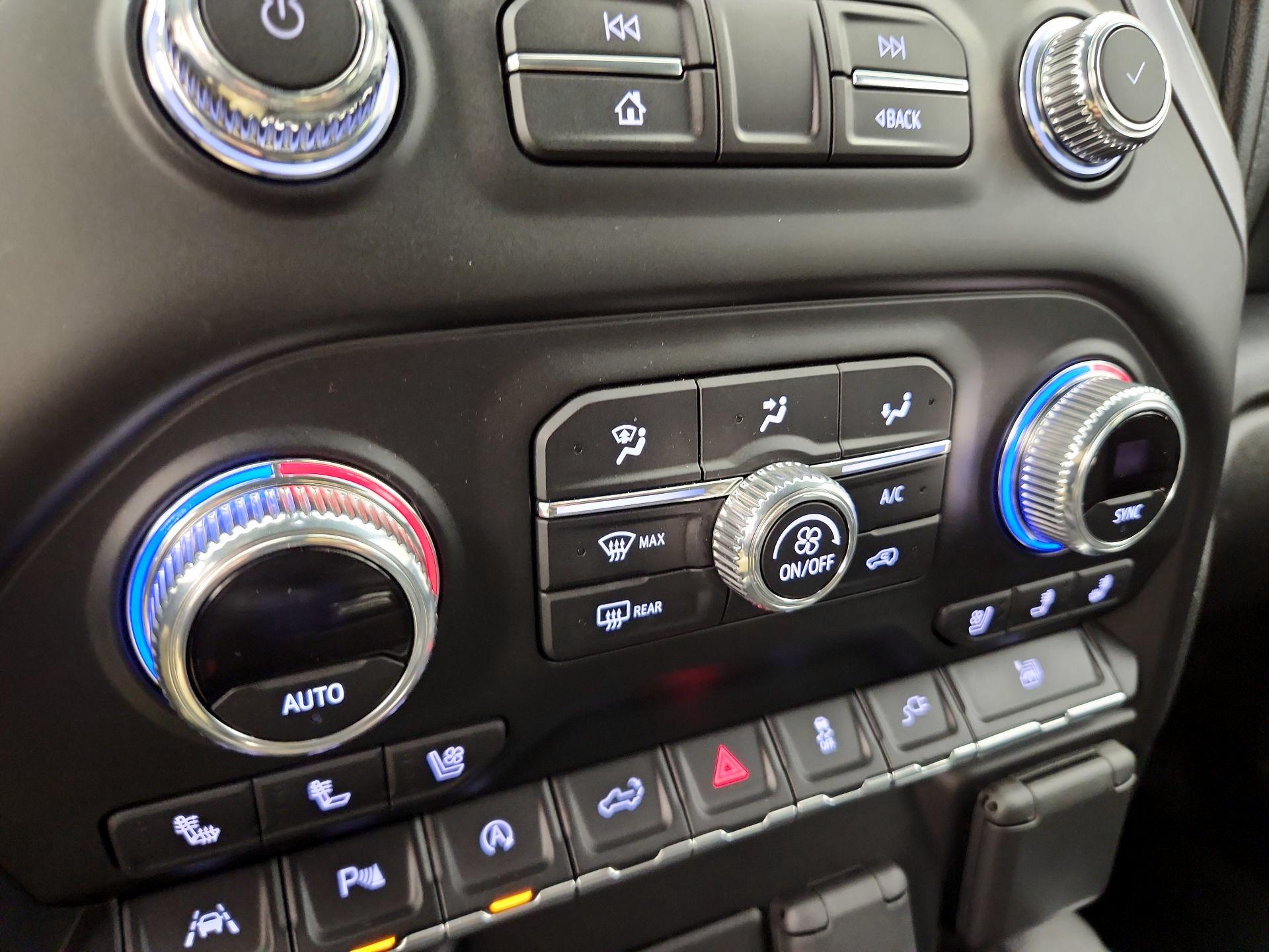 Thumbnail: 2021 GMC Sierra 1500 - 17