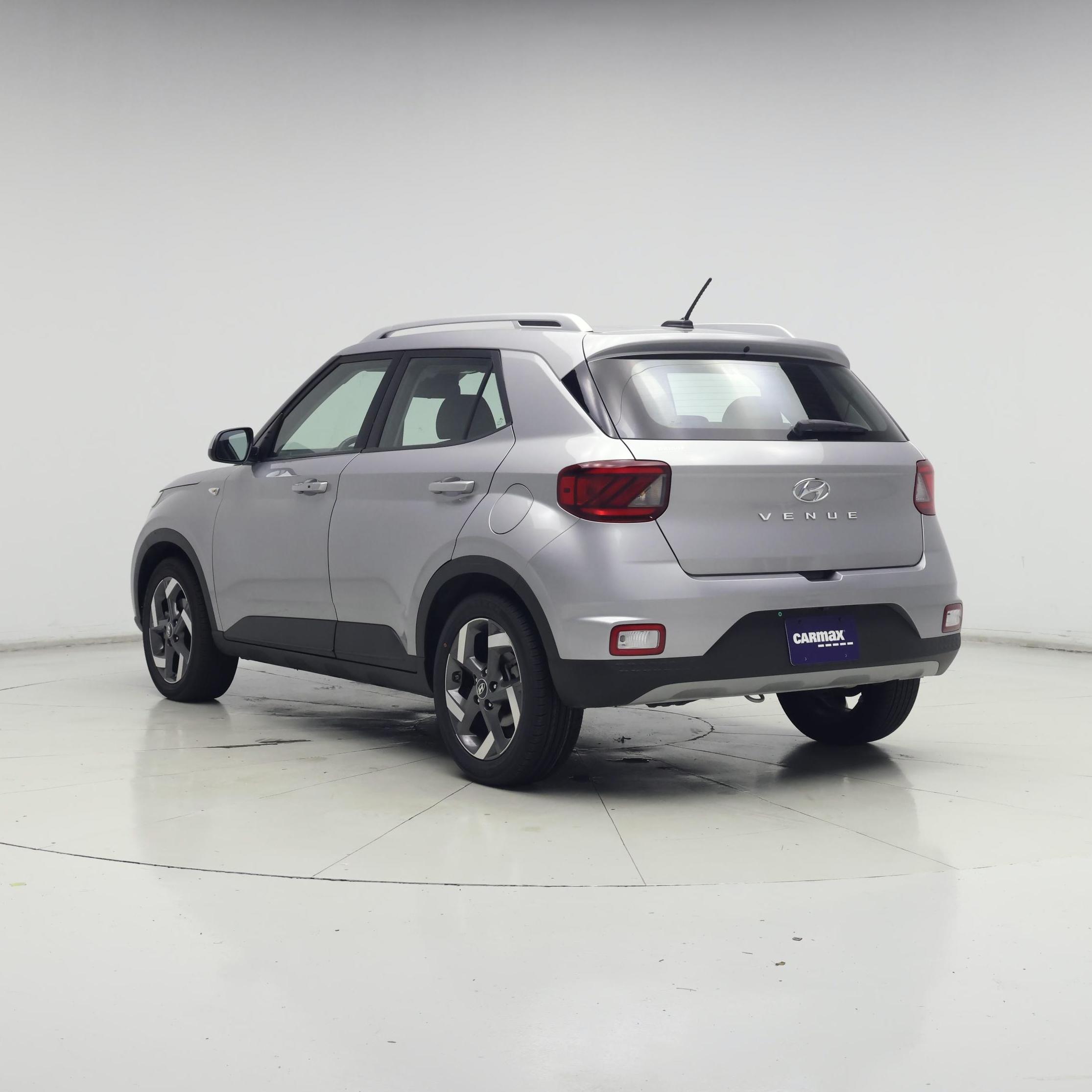 Thumbnail: 2025 Hyundai Venue - 2
