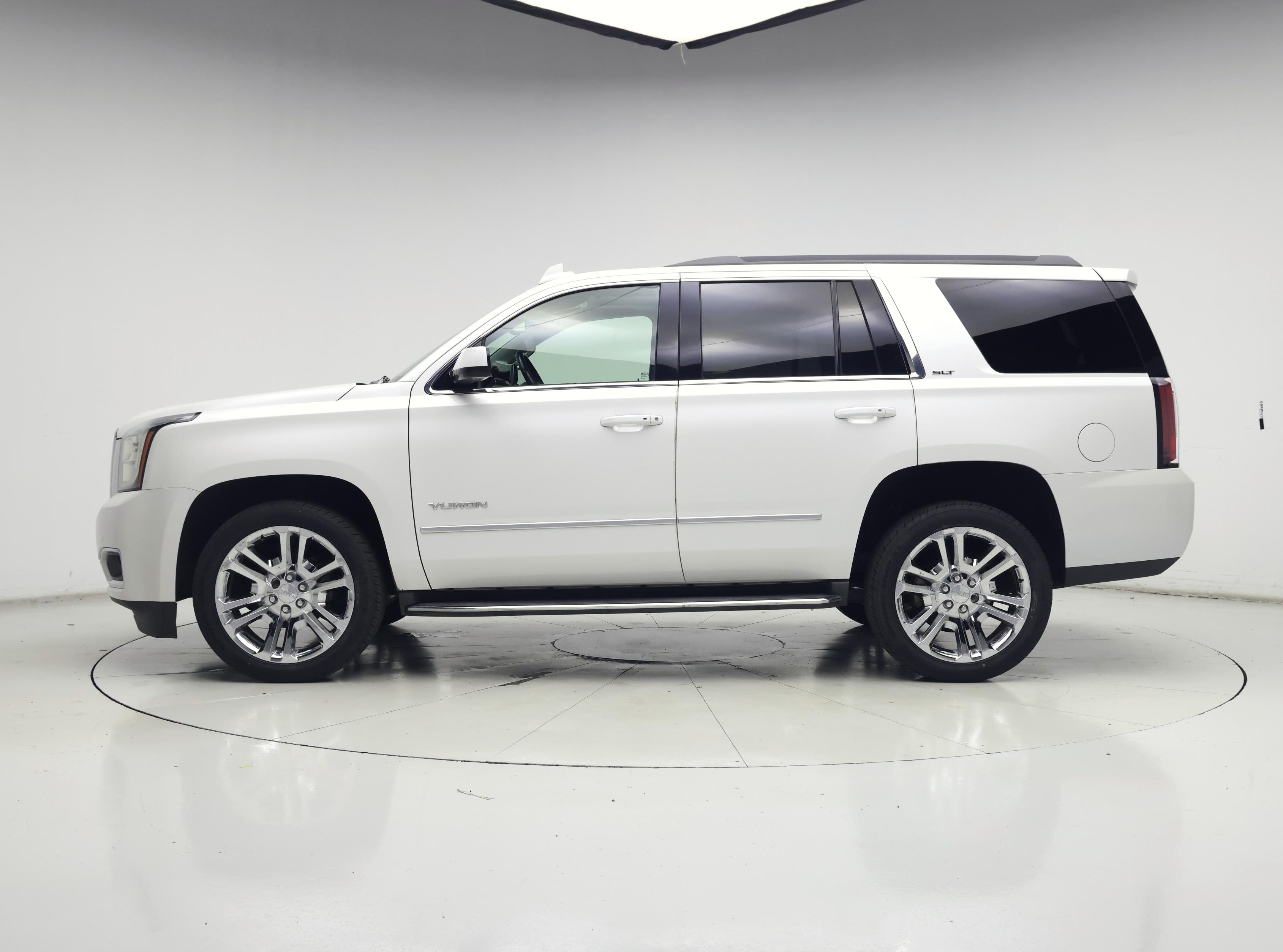 Thumbnail: 2018 GMC Yukon - 3