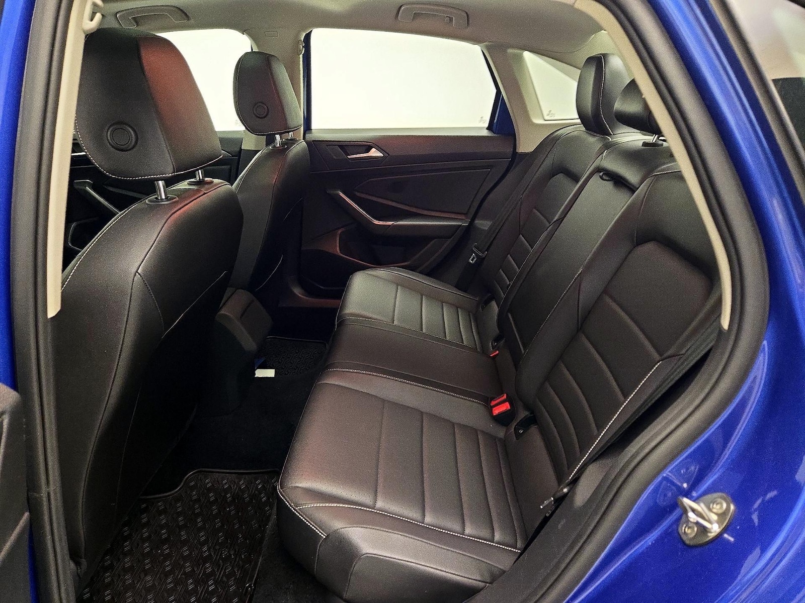 2022 Volkswagen Jetta SE - Photo 21