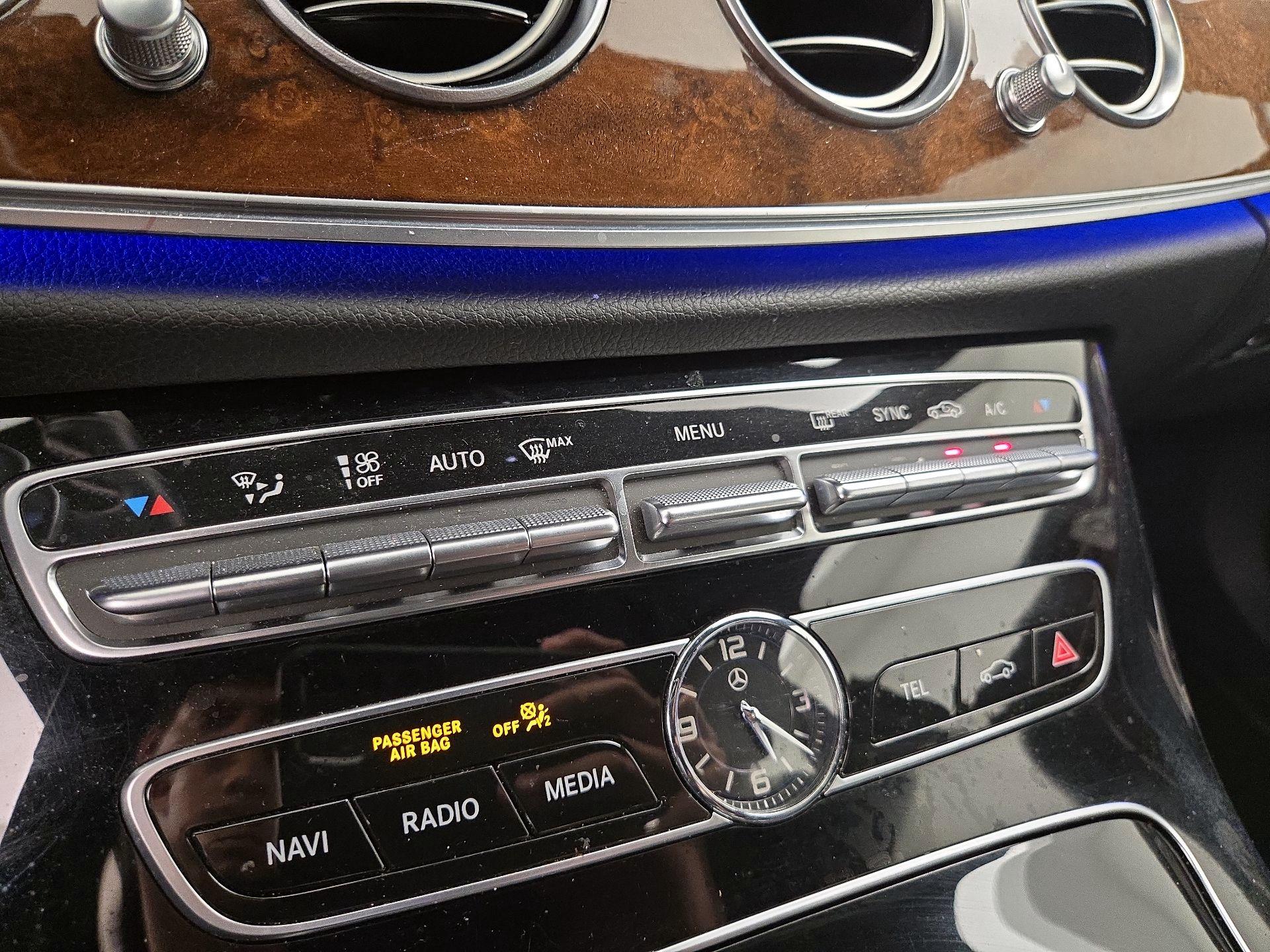 Thumbnail: 2017 Mercedes-Benz E-Class - 15