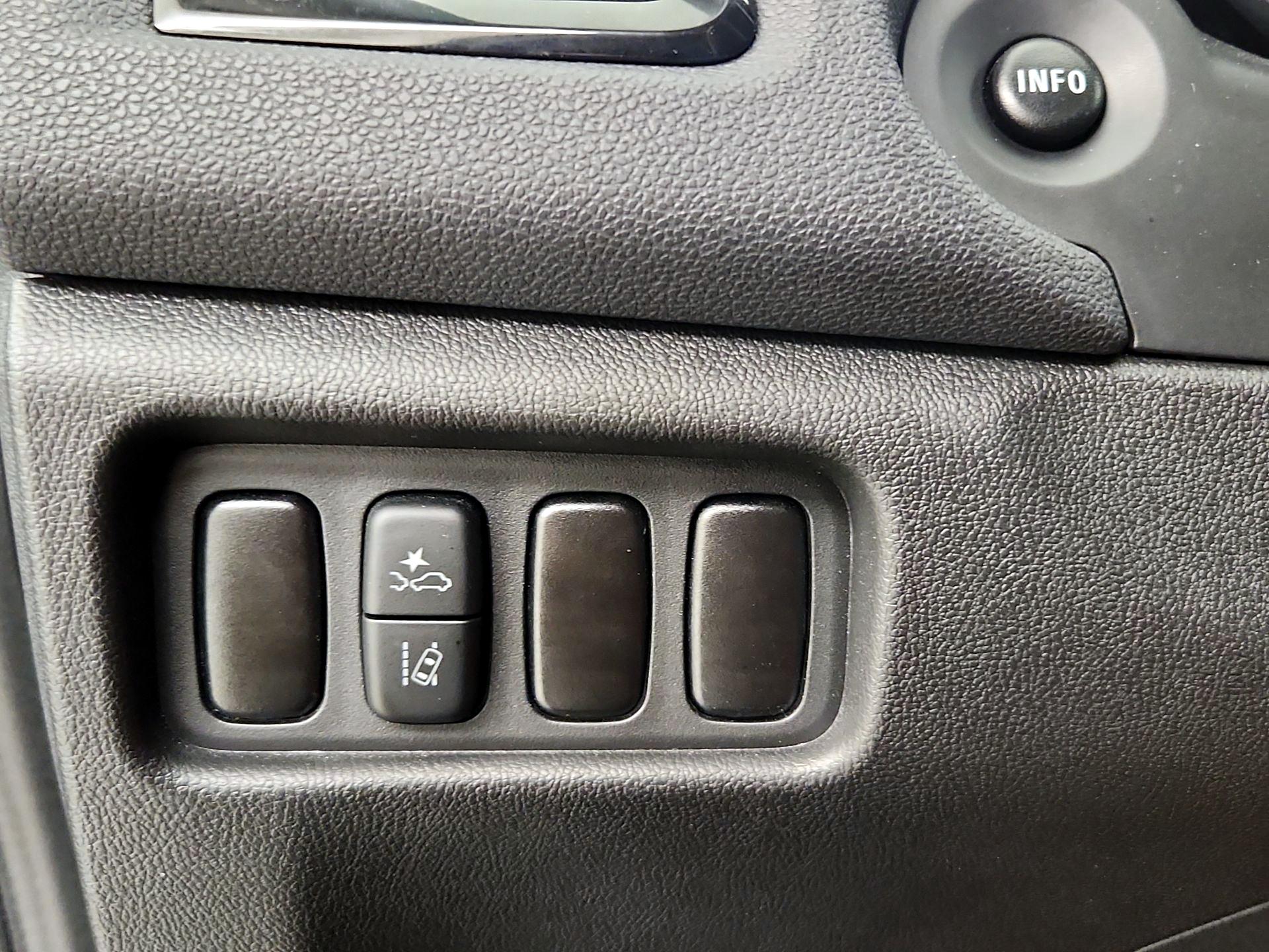 Thumbnail: 2026 Mitsubishi Outlander Sport - 13