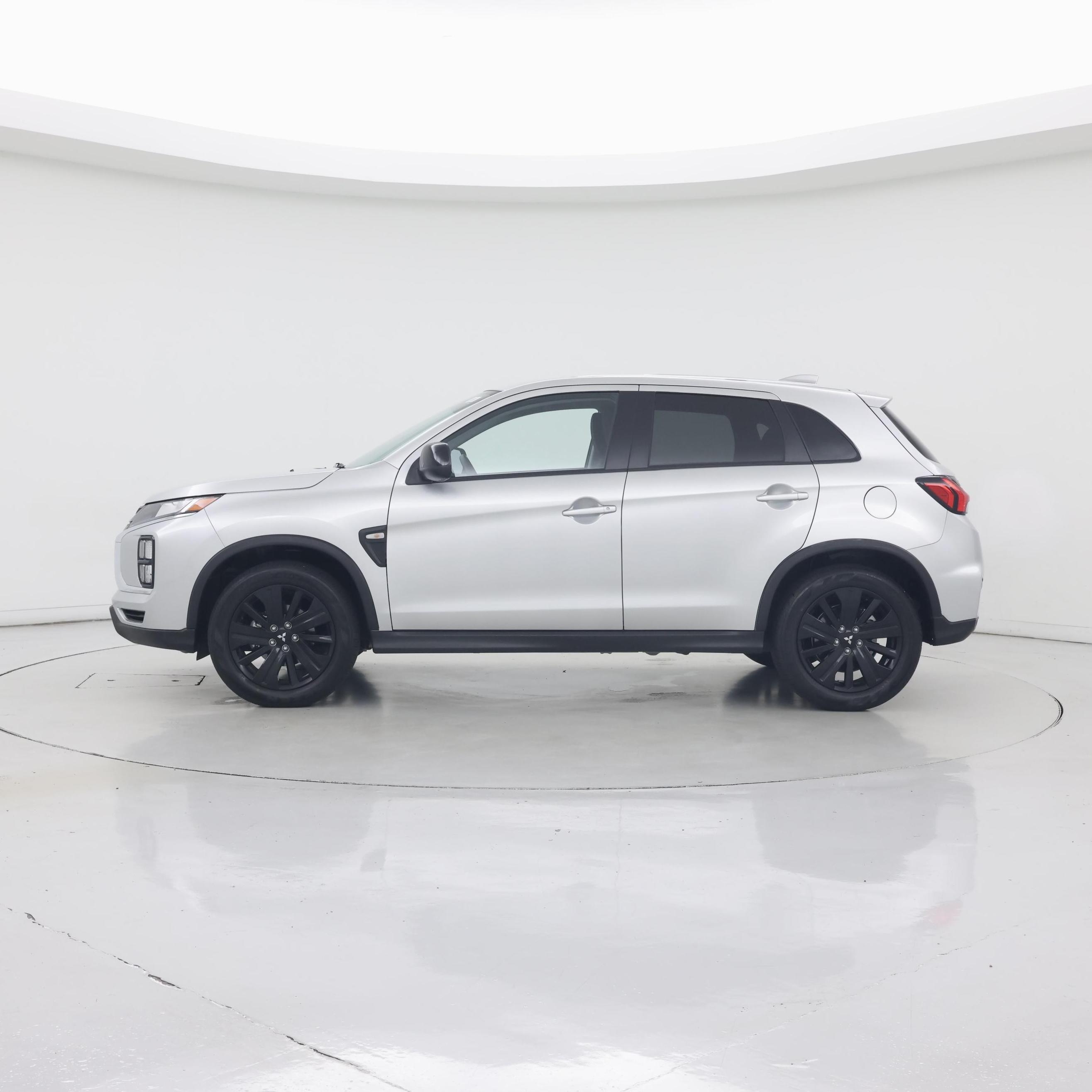 Thumbnail: 2026 Mitsubishi Outlander Sport - 3