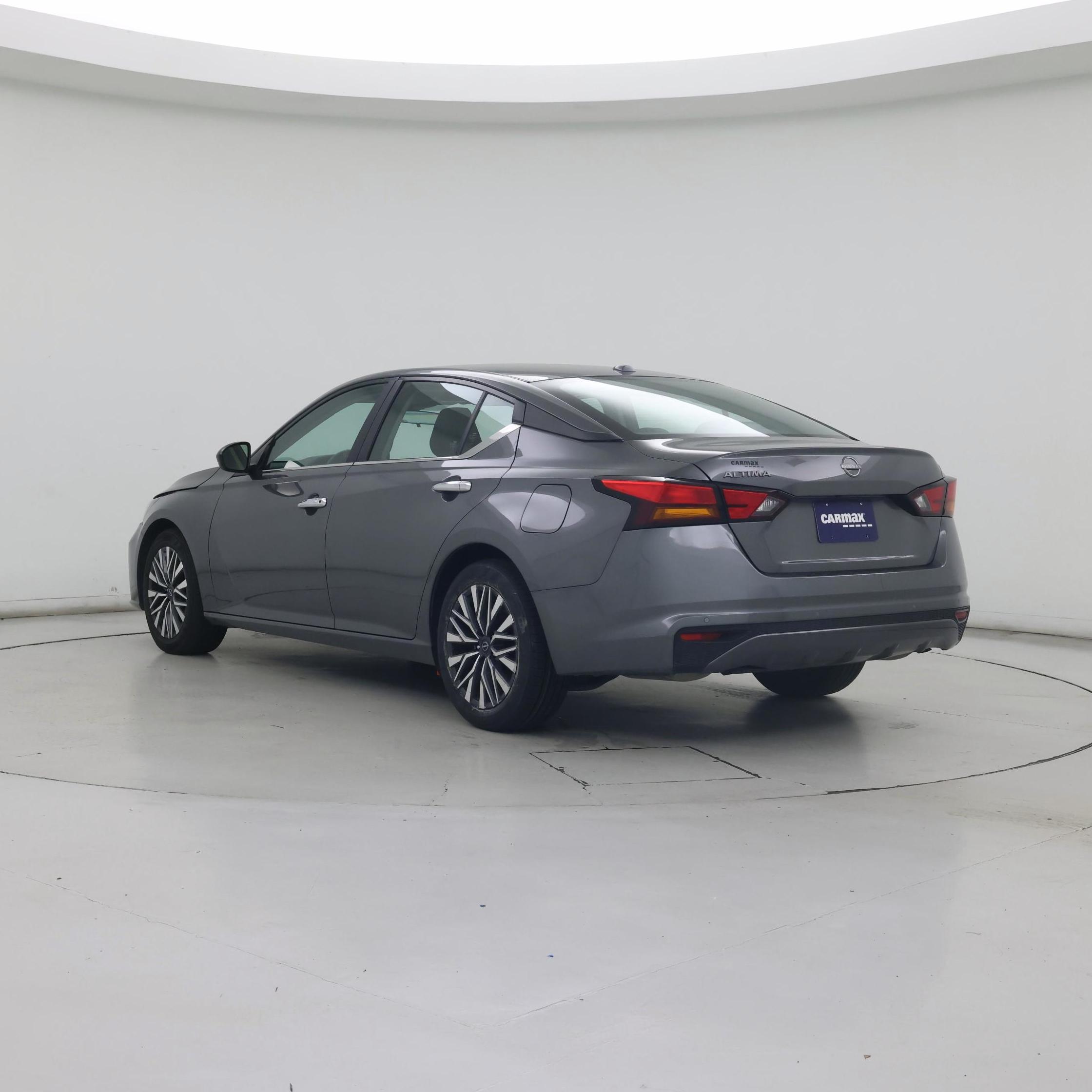 Thumbnail: 2025 Nissan Altima - 2