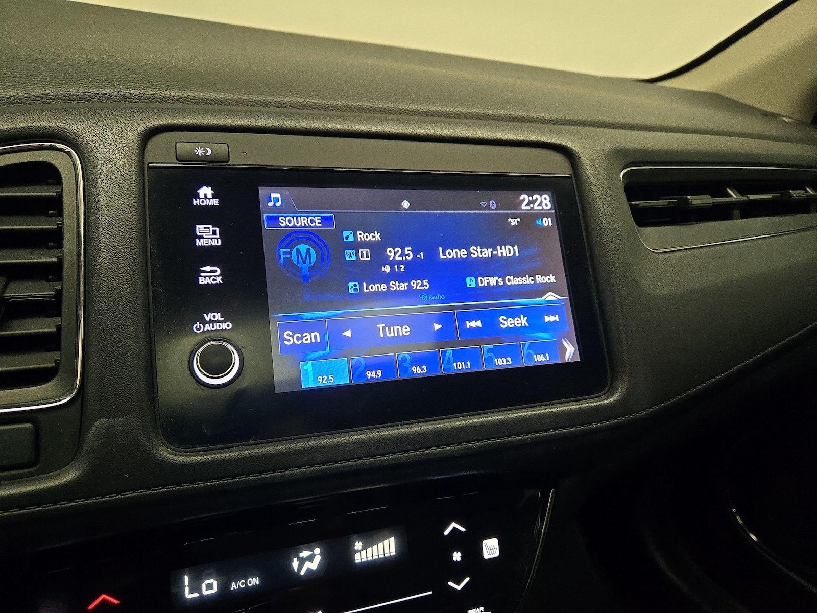 2022 Honda HR-V EX - Photo 16