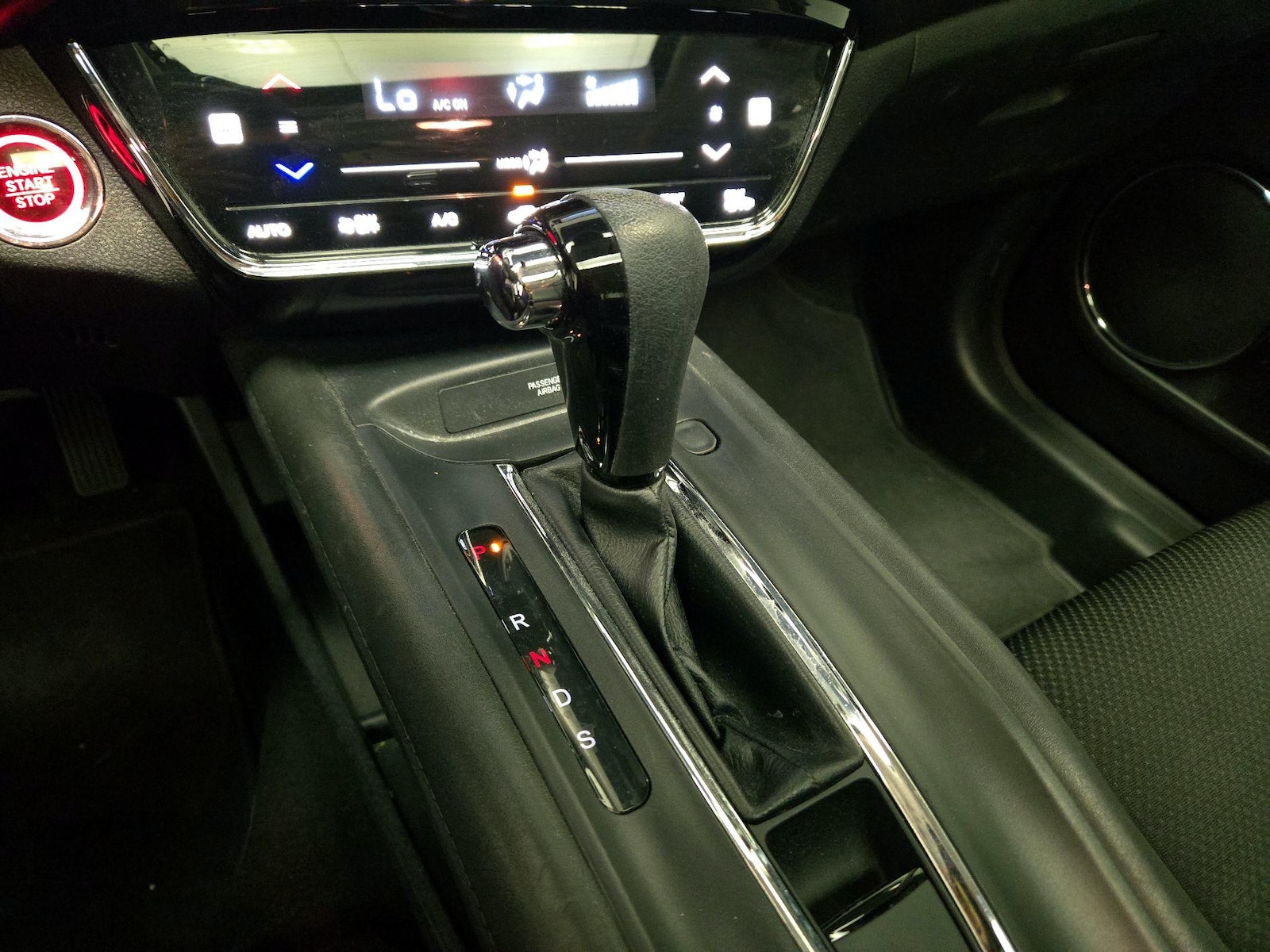 2022 Honda HR-V EX - Photo 18