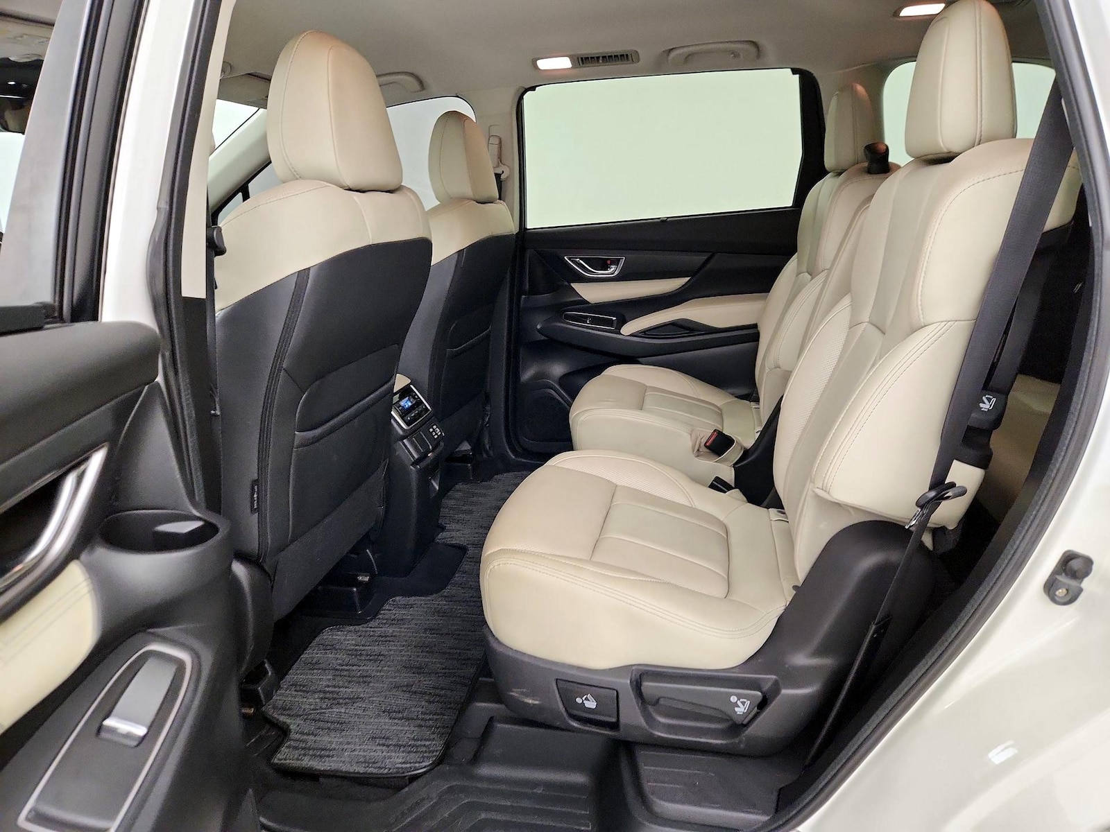 2023 Subaru Ascent Limited - Photo 20