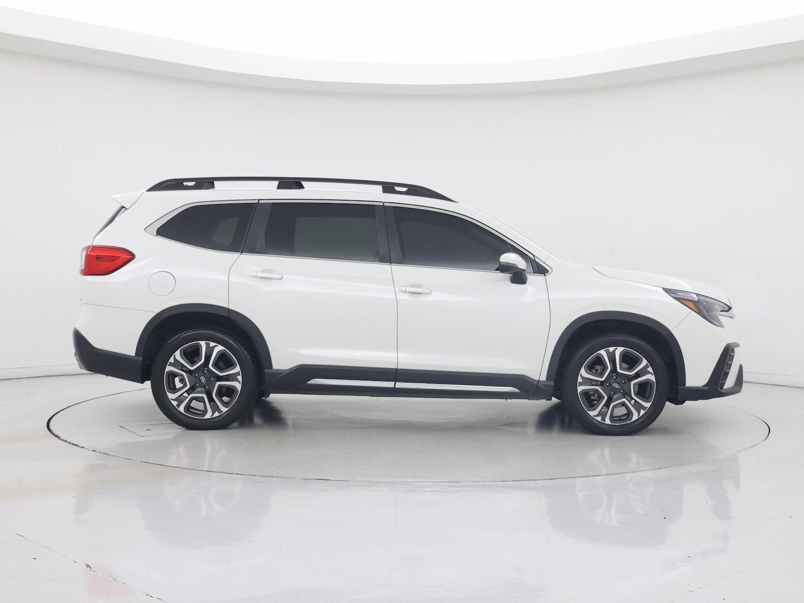 2023 Subaru Ascent Limited - Photo 8