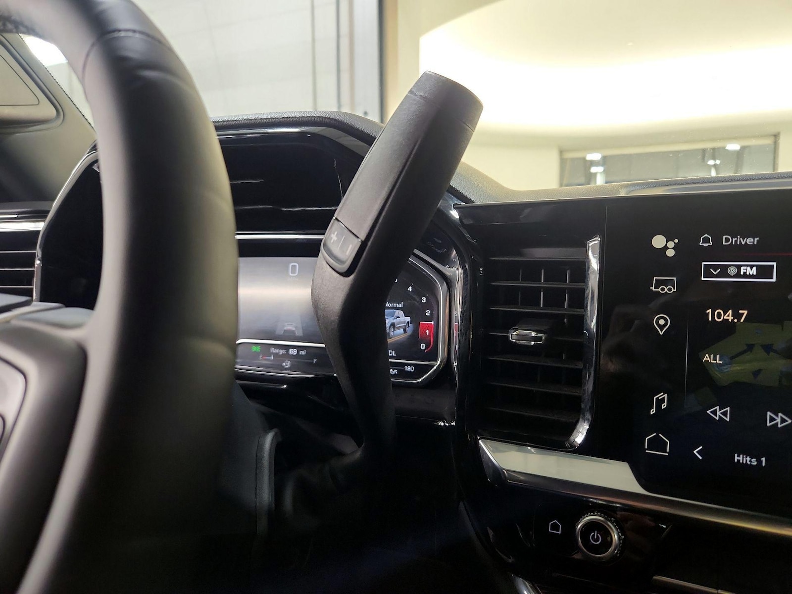2024 GMC Sierra 1500 Elevation - Photo 19