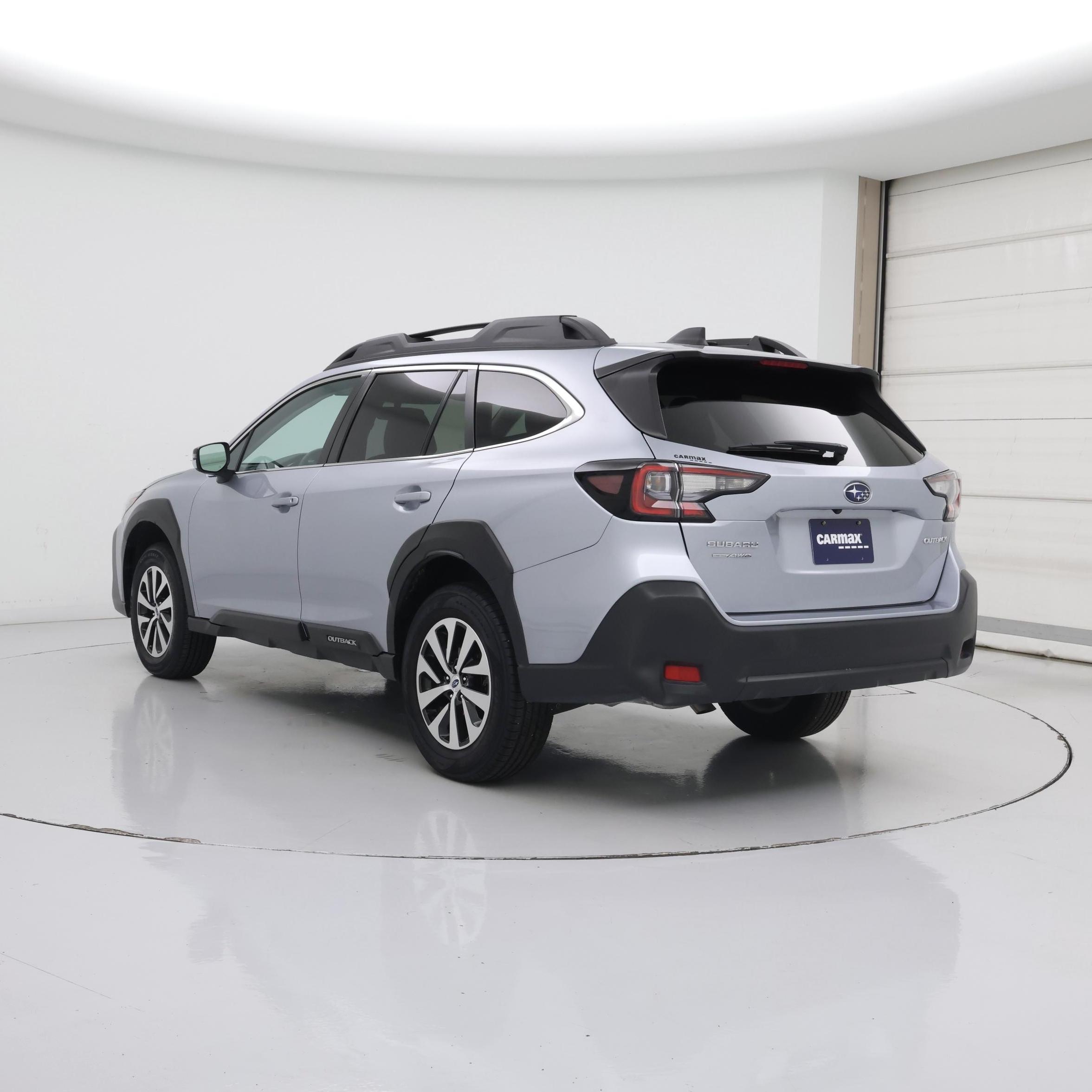 Thumbnail: 2023 Subaru Outback - 2