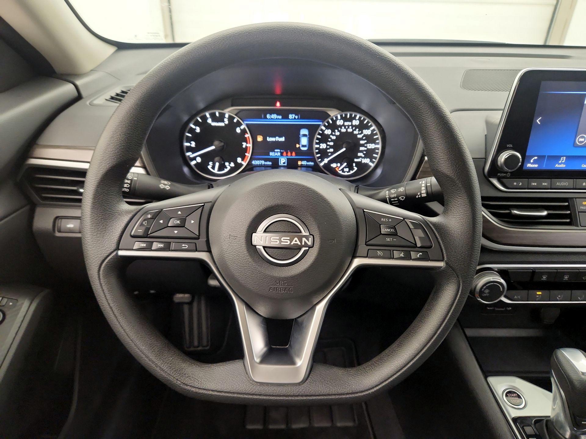 Thumbnail: 2024 Nissan Altima - 10