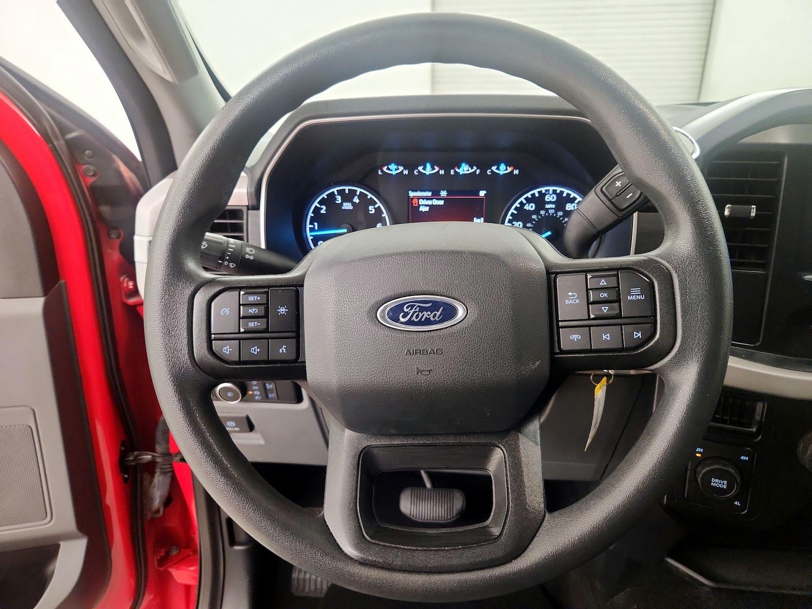 2023 Ford F-150 XLT - Photo 11