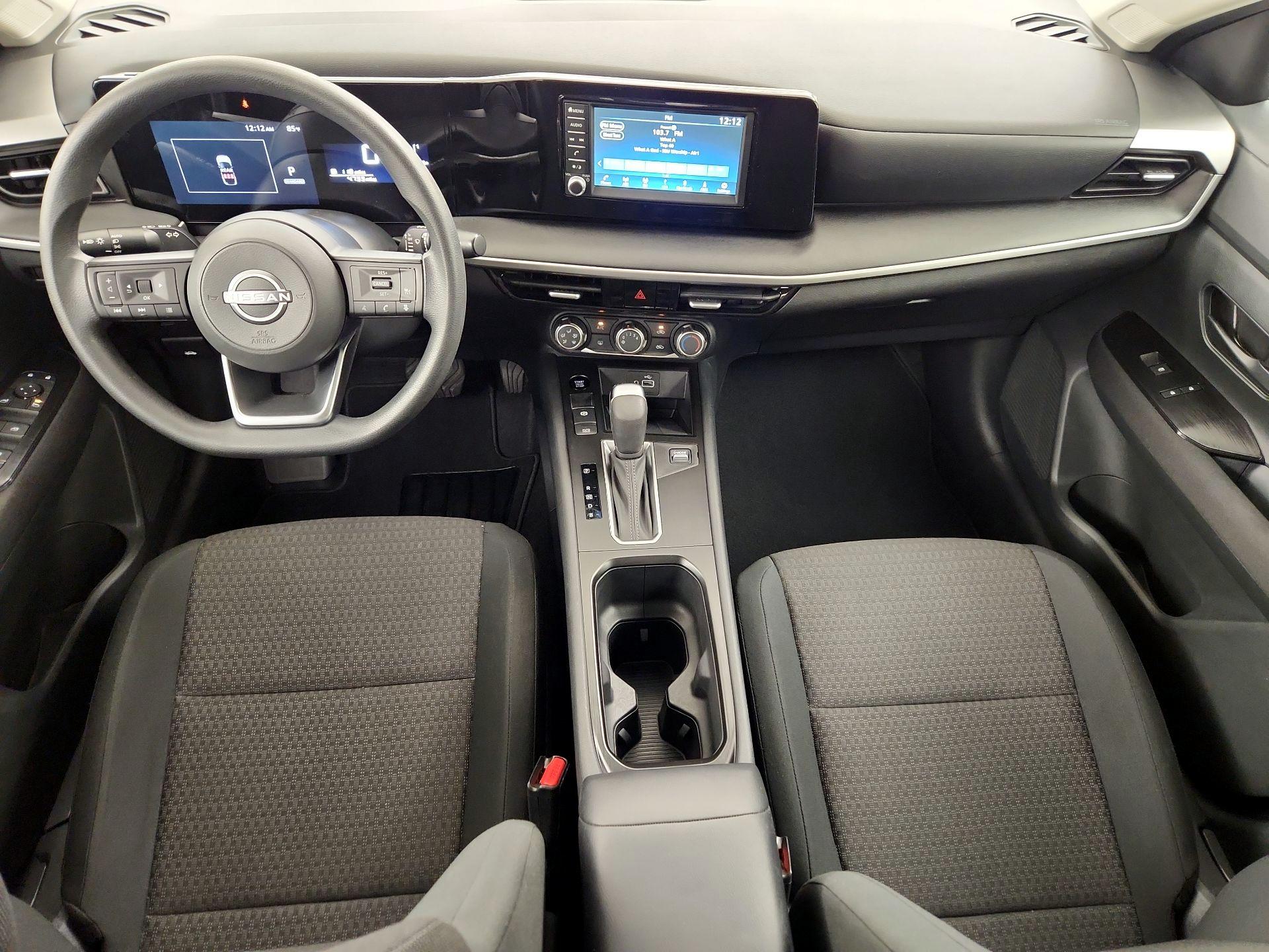 Thumbnail: 2025 Nissan Kicks - 9