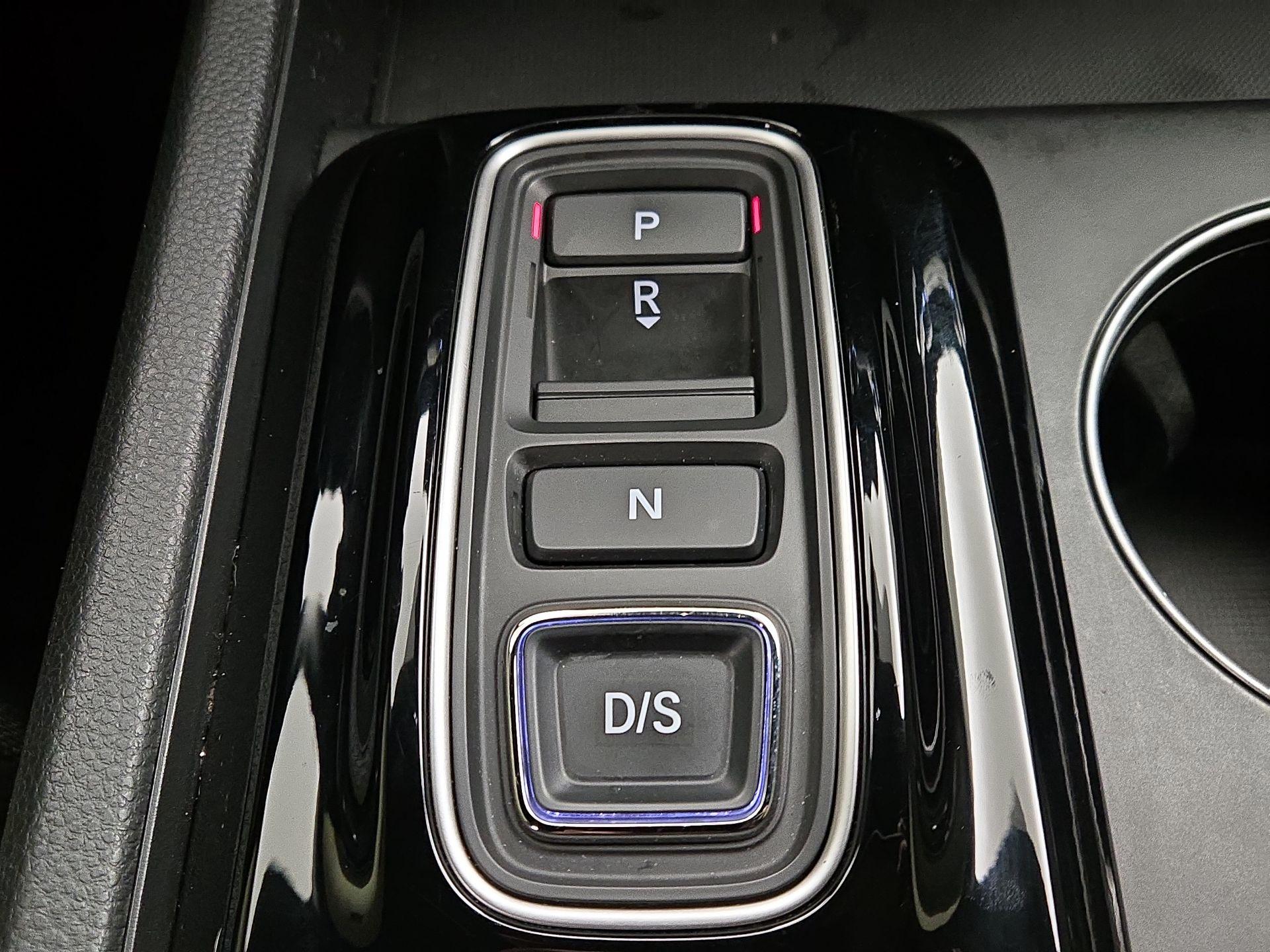 Thumbnail: 2023 Honda Pilot - 17