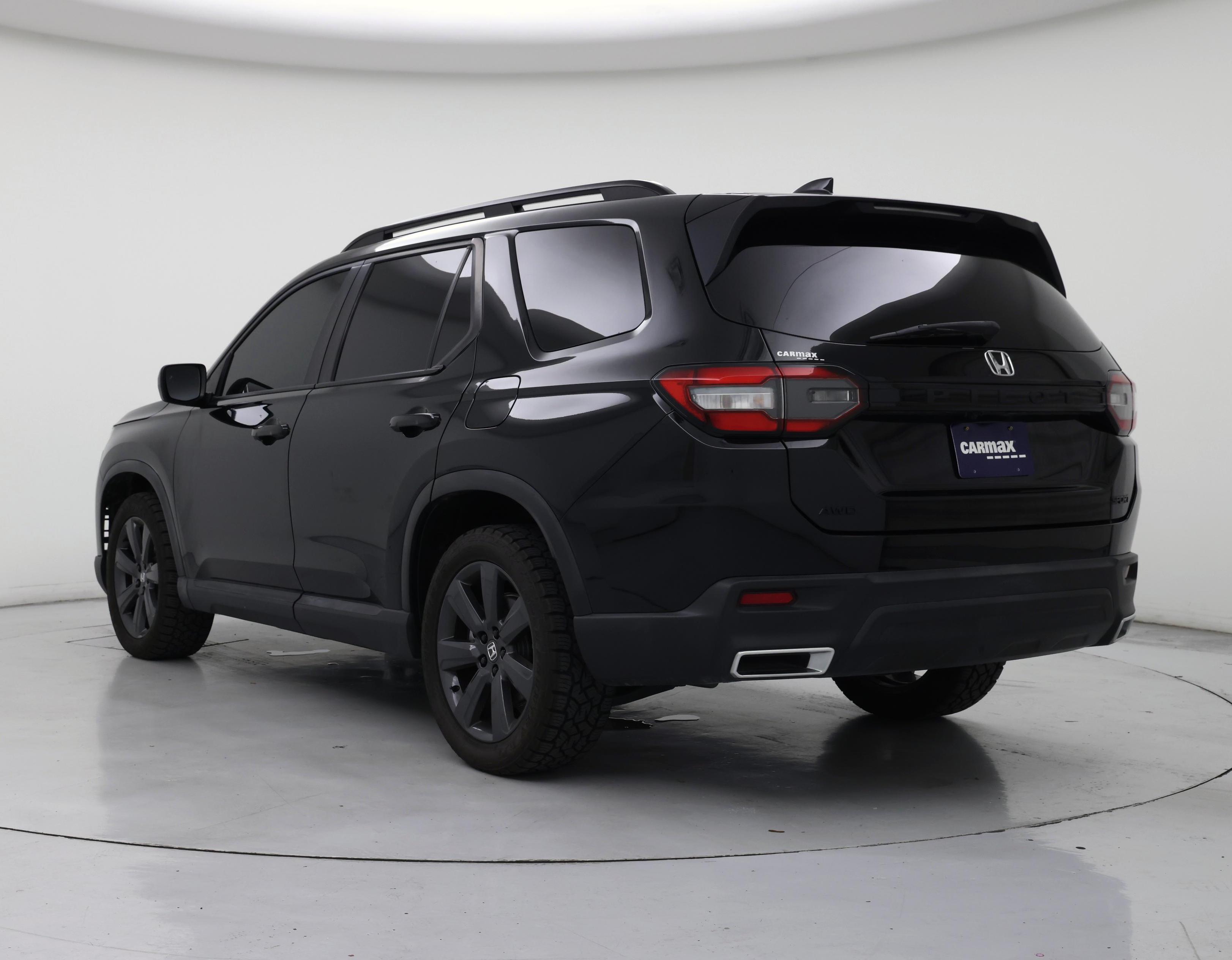 Thumbnail: 2023 Honda Pilot - 2