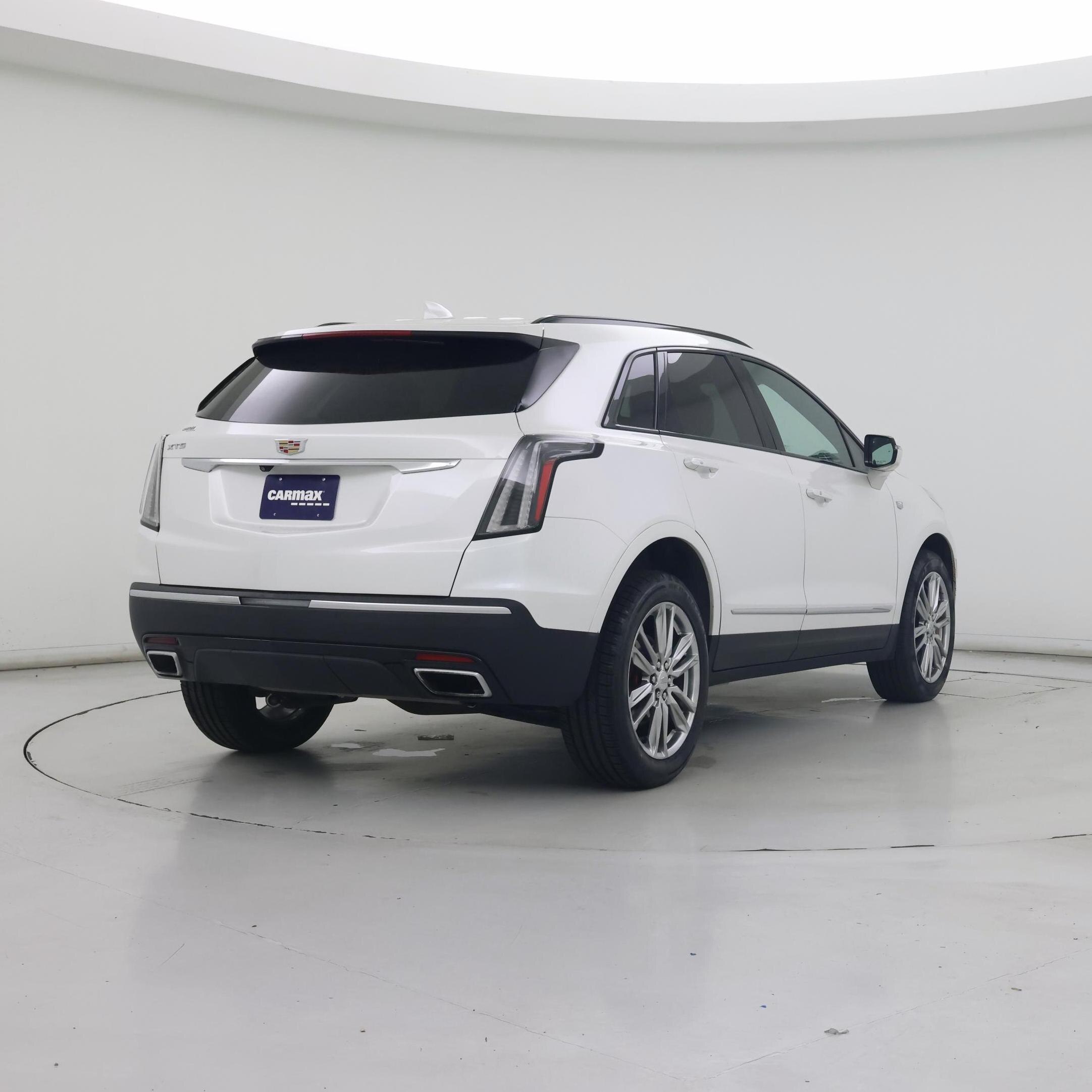 Thumbnail: 2022 Cadillac XT5 - 8