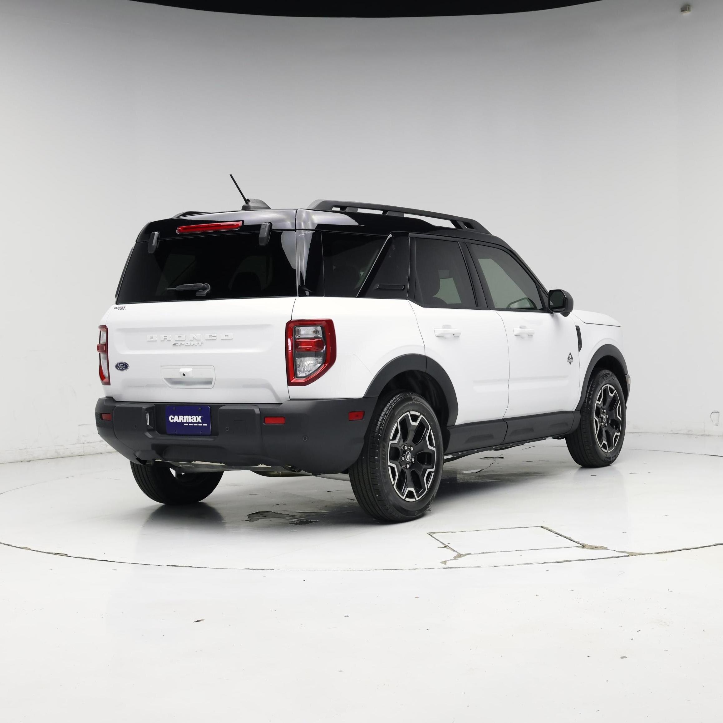 Thumbnail: 2025 Ford Bronco Sport - 8