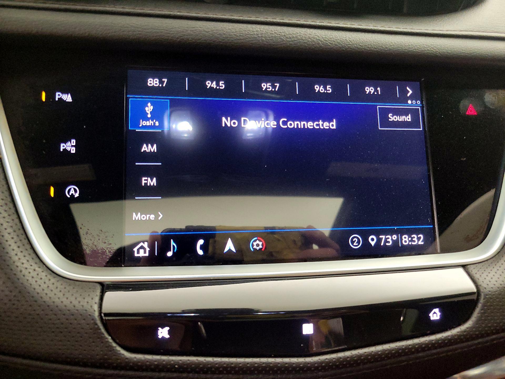 Thumbnail: 2021 Cadillac XT5 - 16