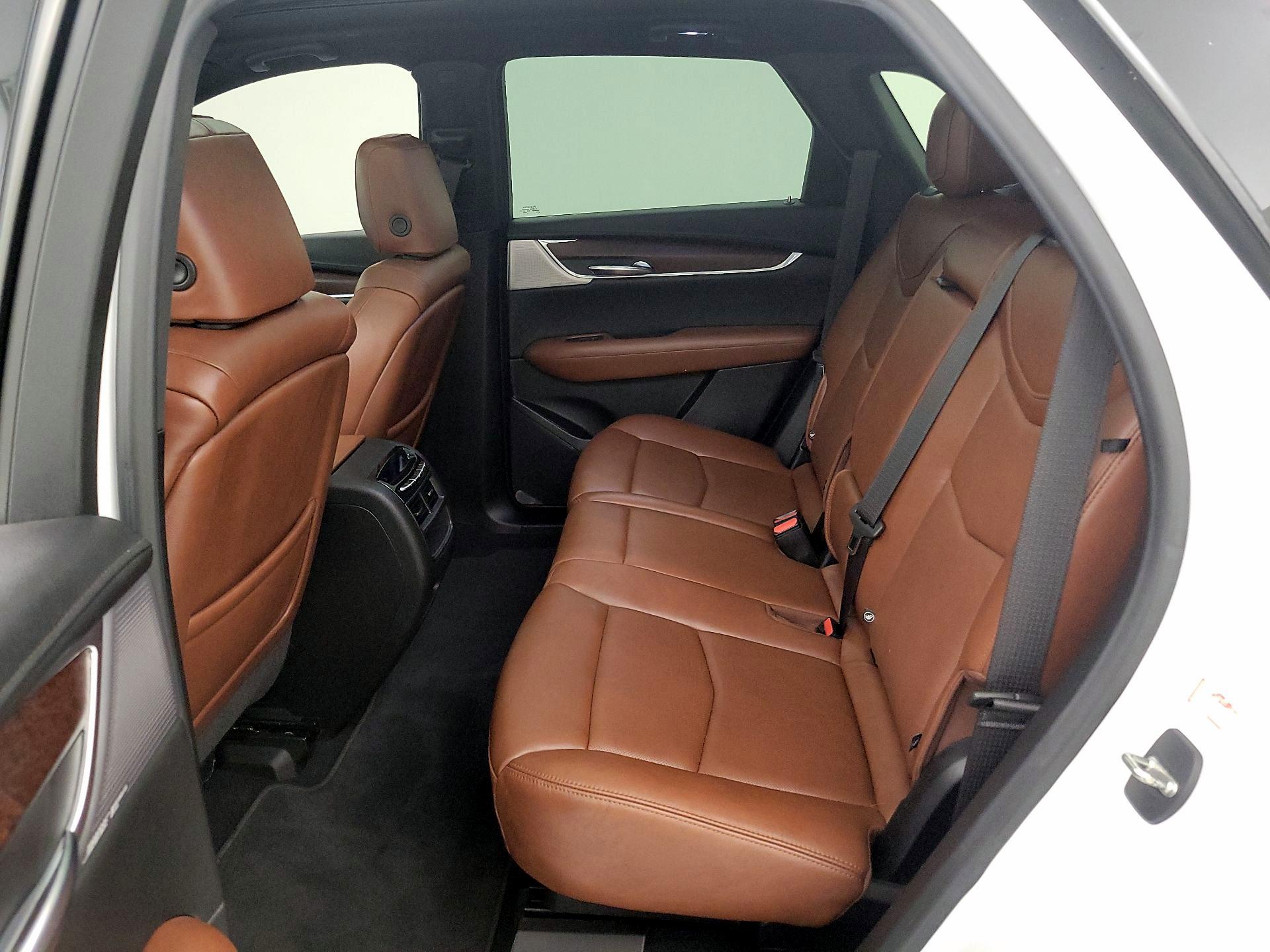 Thumbnail: 2021 Cadillac XT5 - 20