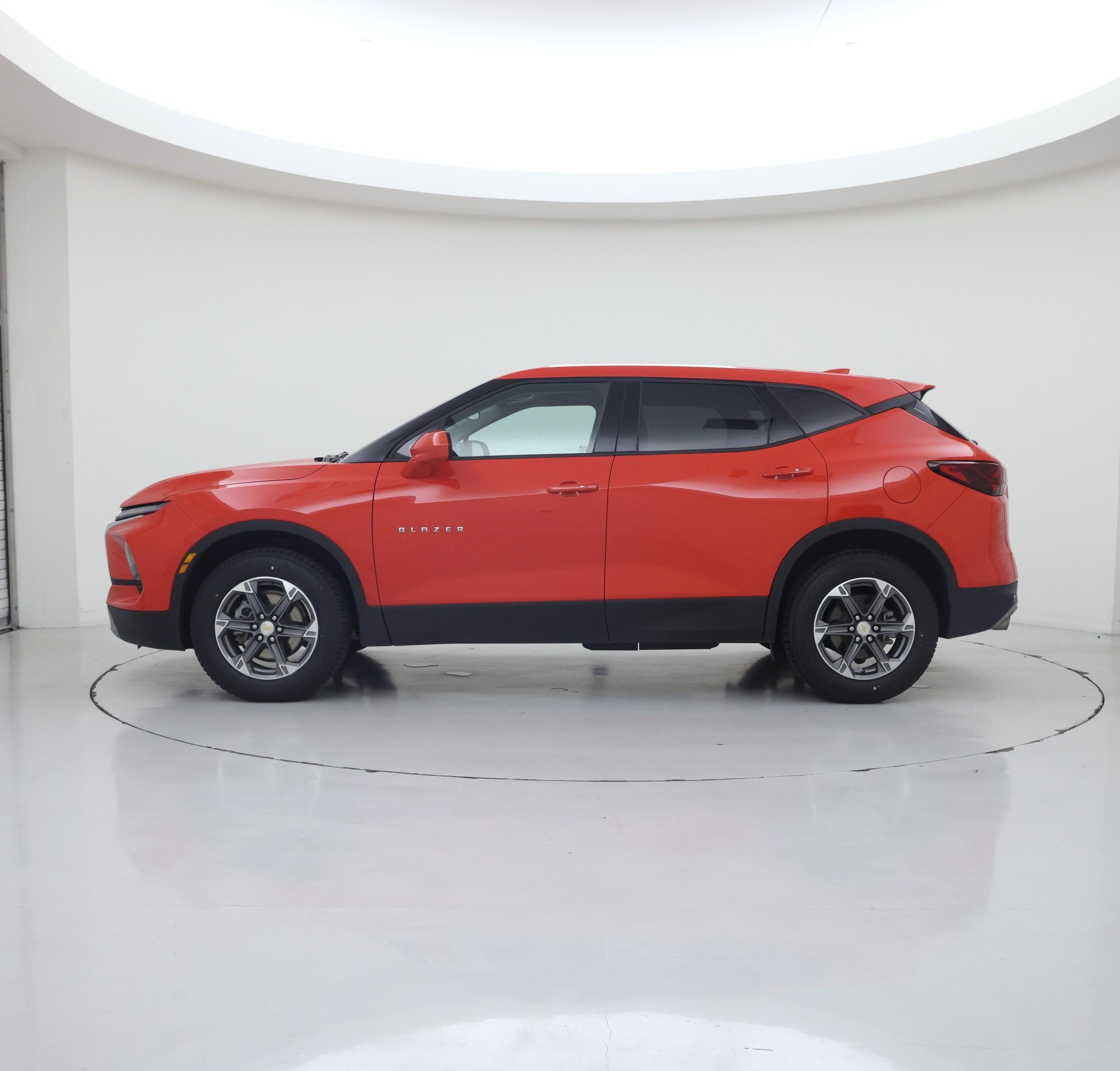 Thumbnail: 2025 Chevrolet Blazer - 3