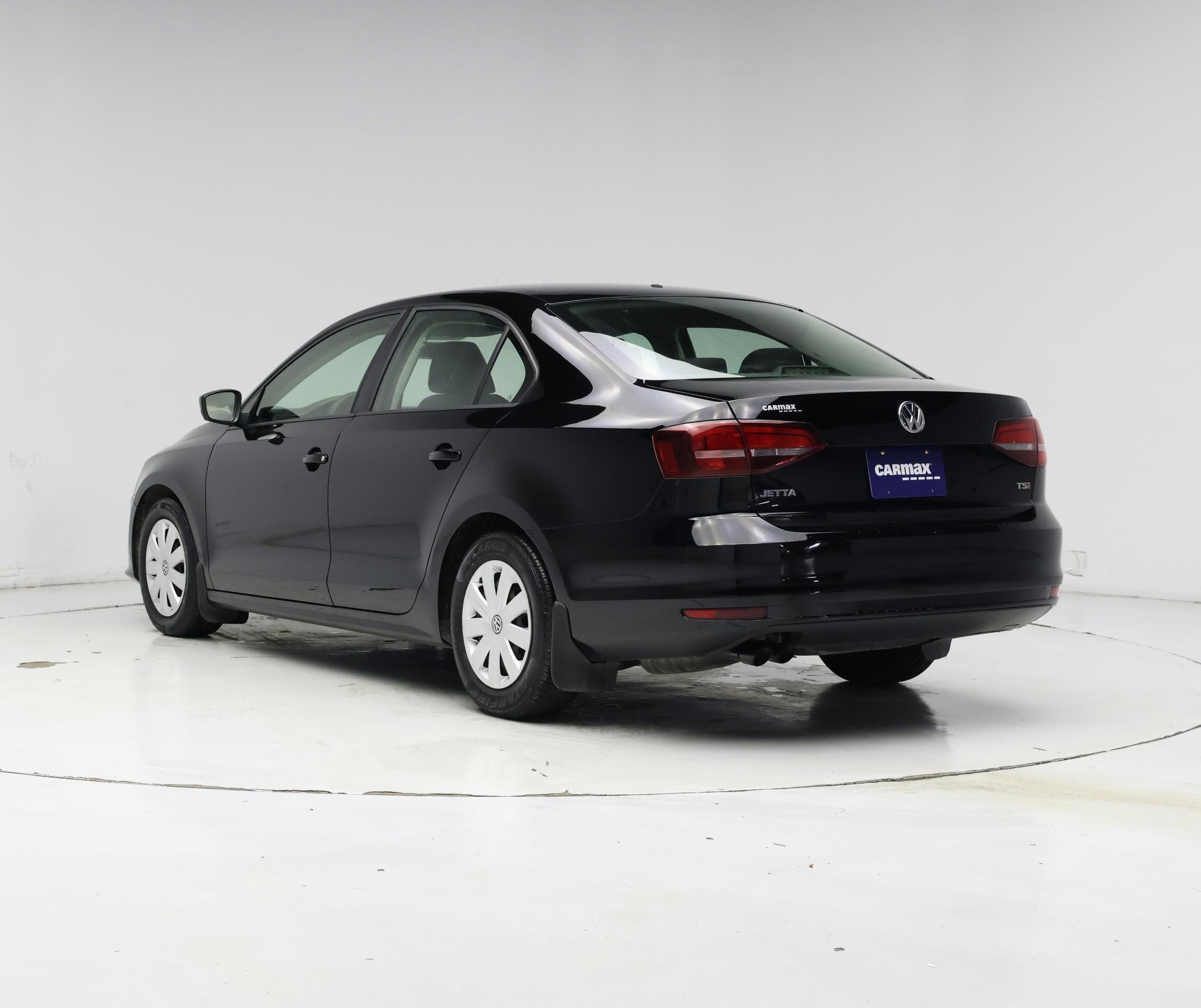 Thumbnail: 2016 Volkswagen Jetta - 2