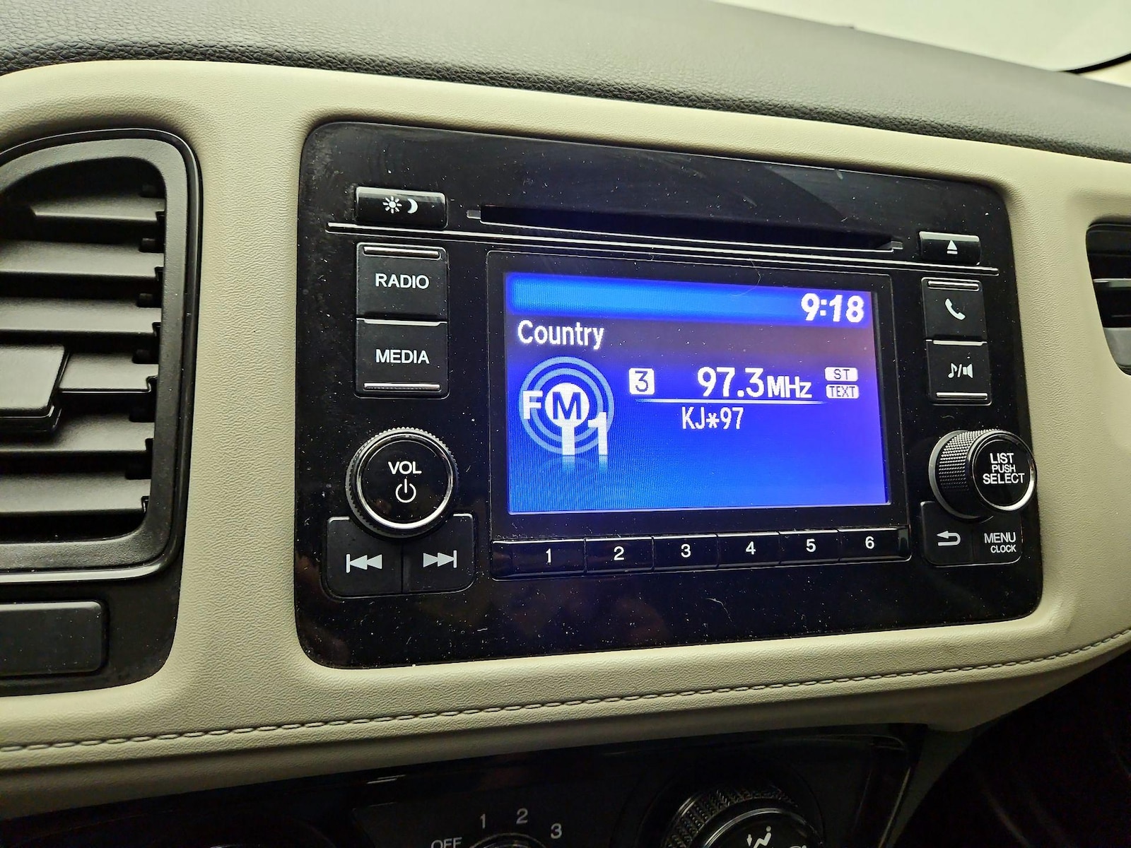 2019 Honda HR-V LX - Photo 15