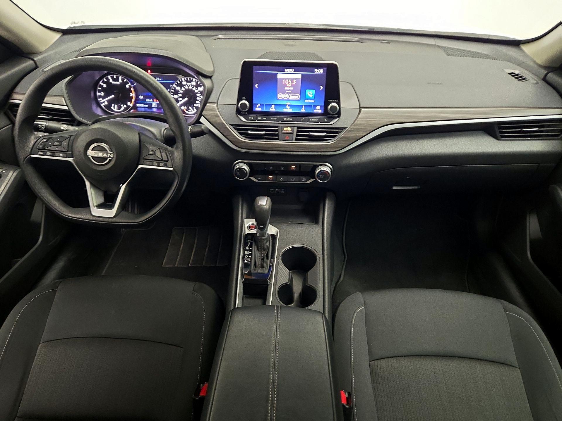 Thumbnail: 2025 Nissan Altima - 9