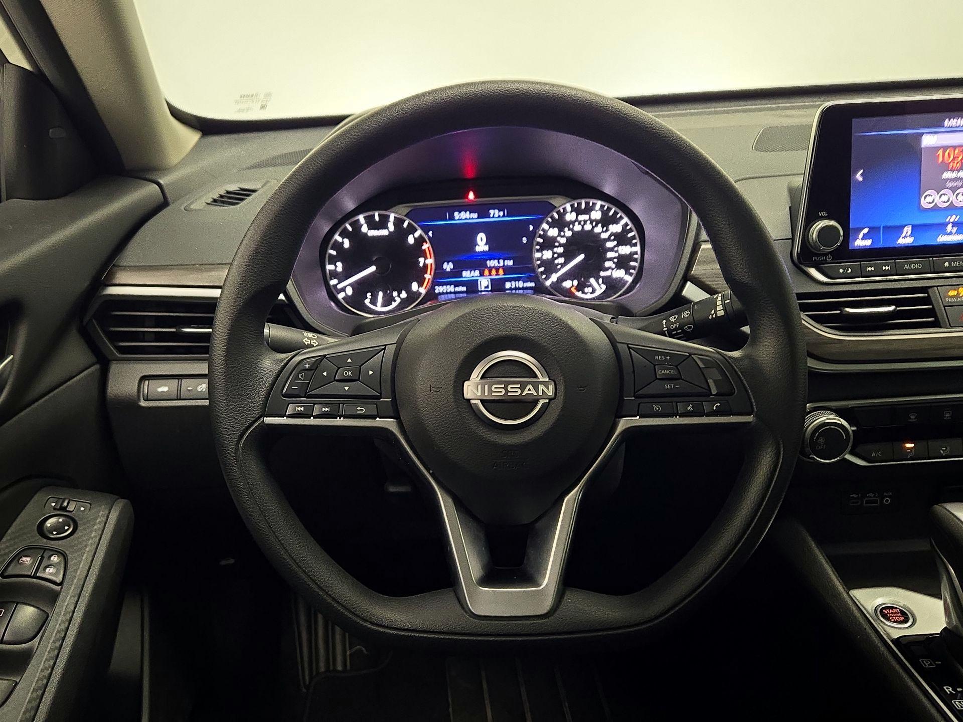Thumbnail: 2025 Nissan Altima - 10
