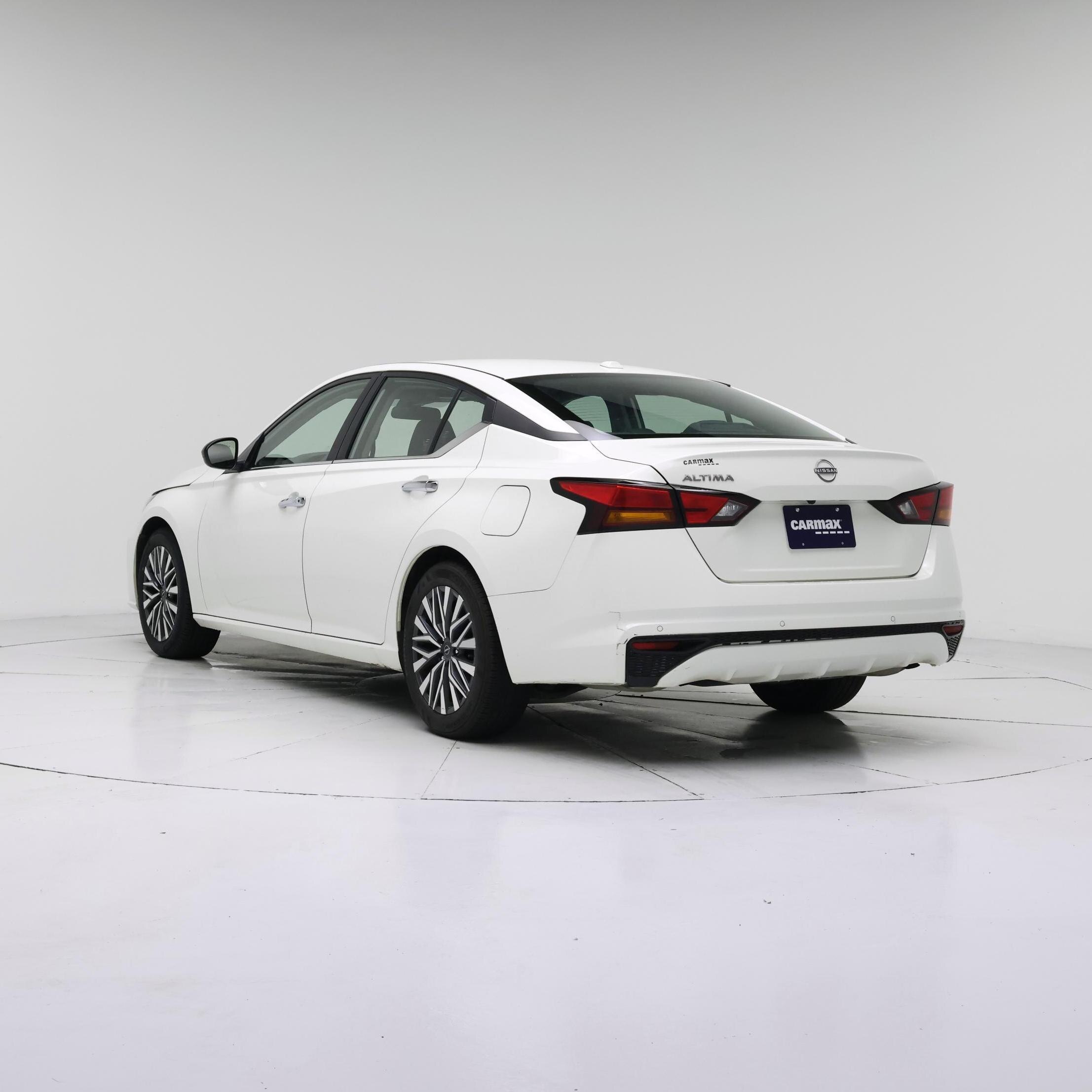 Thumbnail: 2025 Nissan Altima - 2