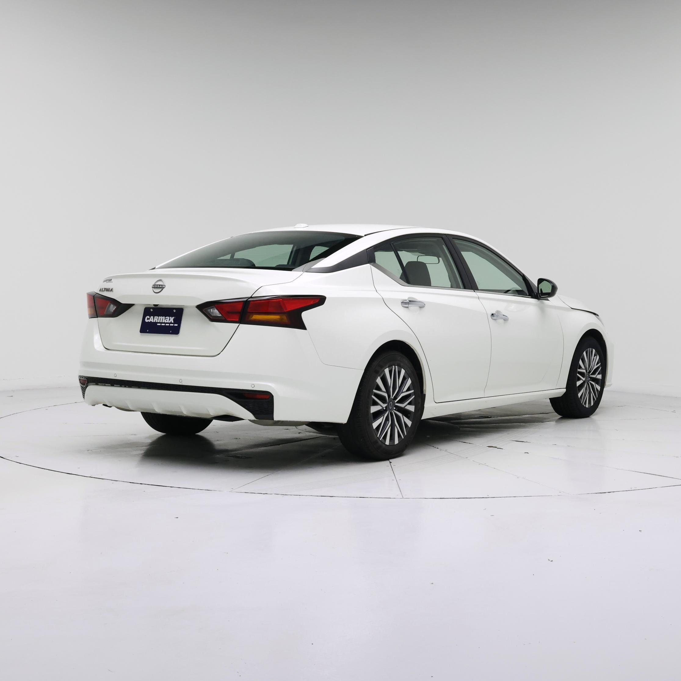 Thumbnail: 2025 Nissan Altima - 8