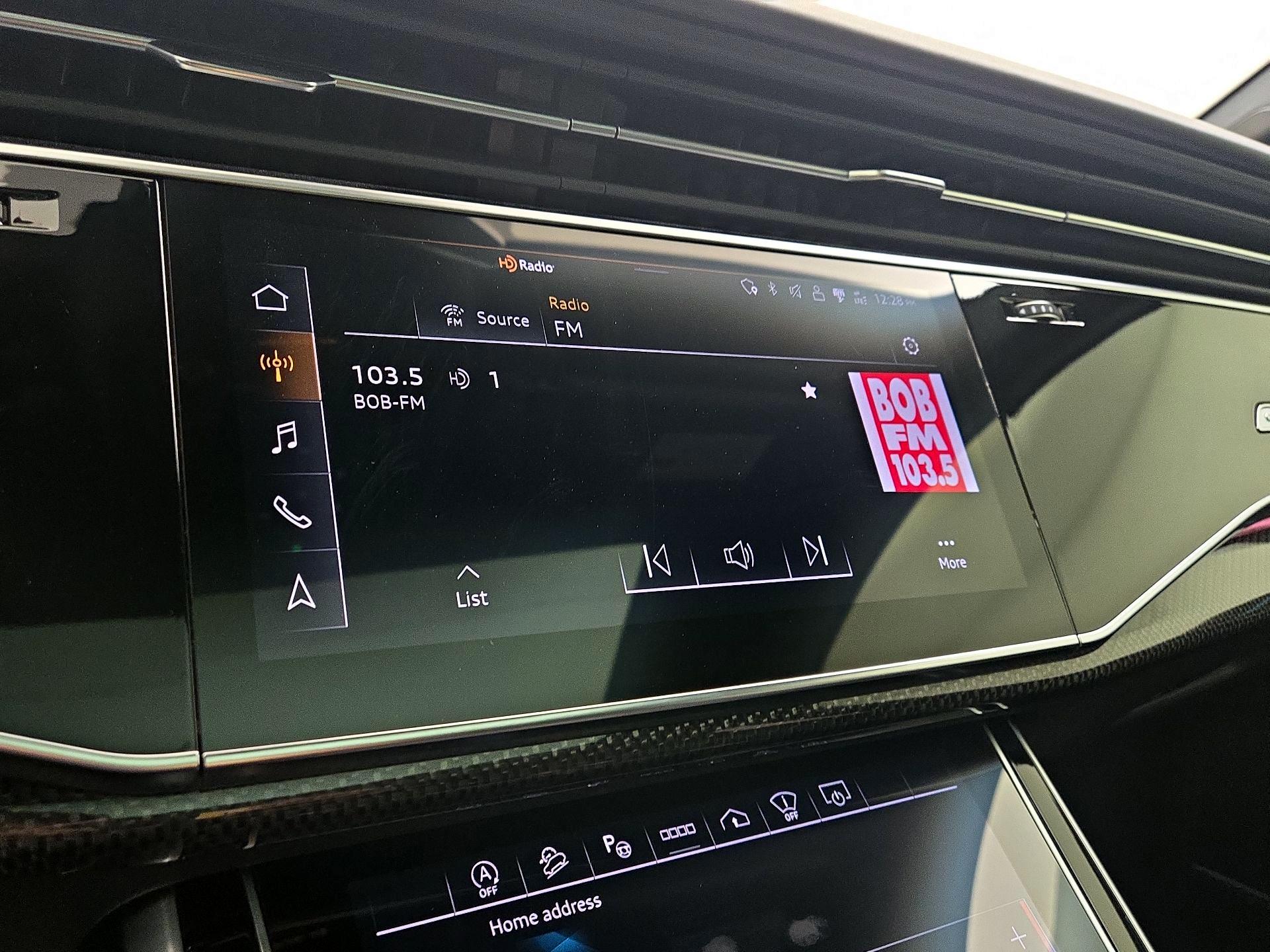 Thumbnail: 2023 Audi SQ7 - 16