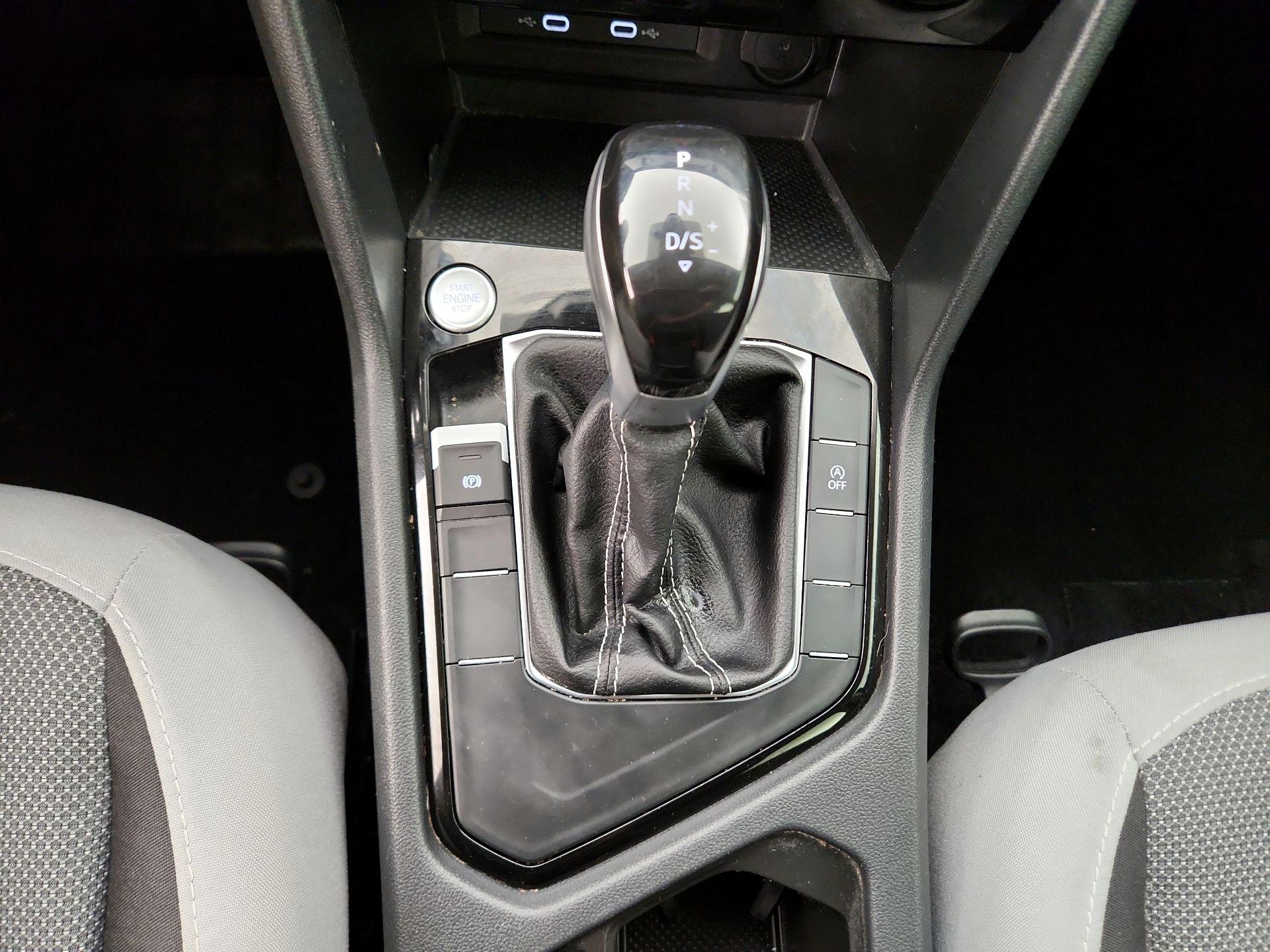 Thumbnail: 2024 Volkswagen Taos - 17