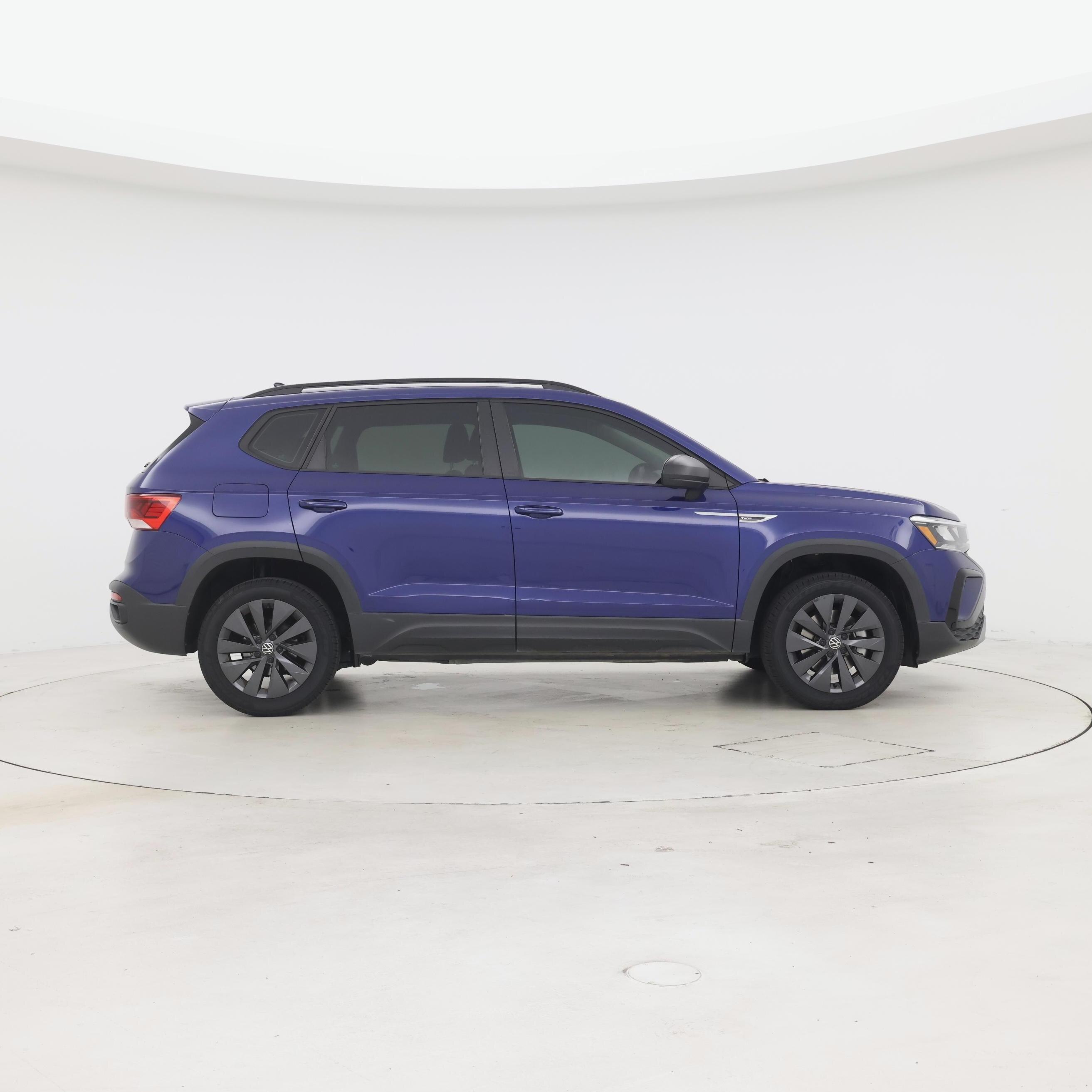 Thumbnail: 2024 Volkswagen Taos - 7