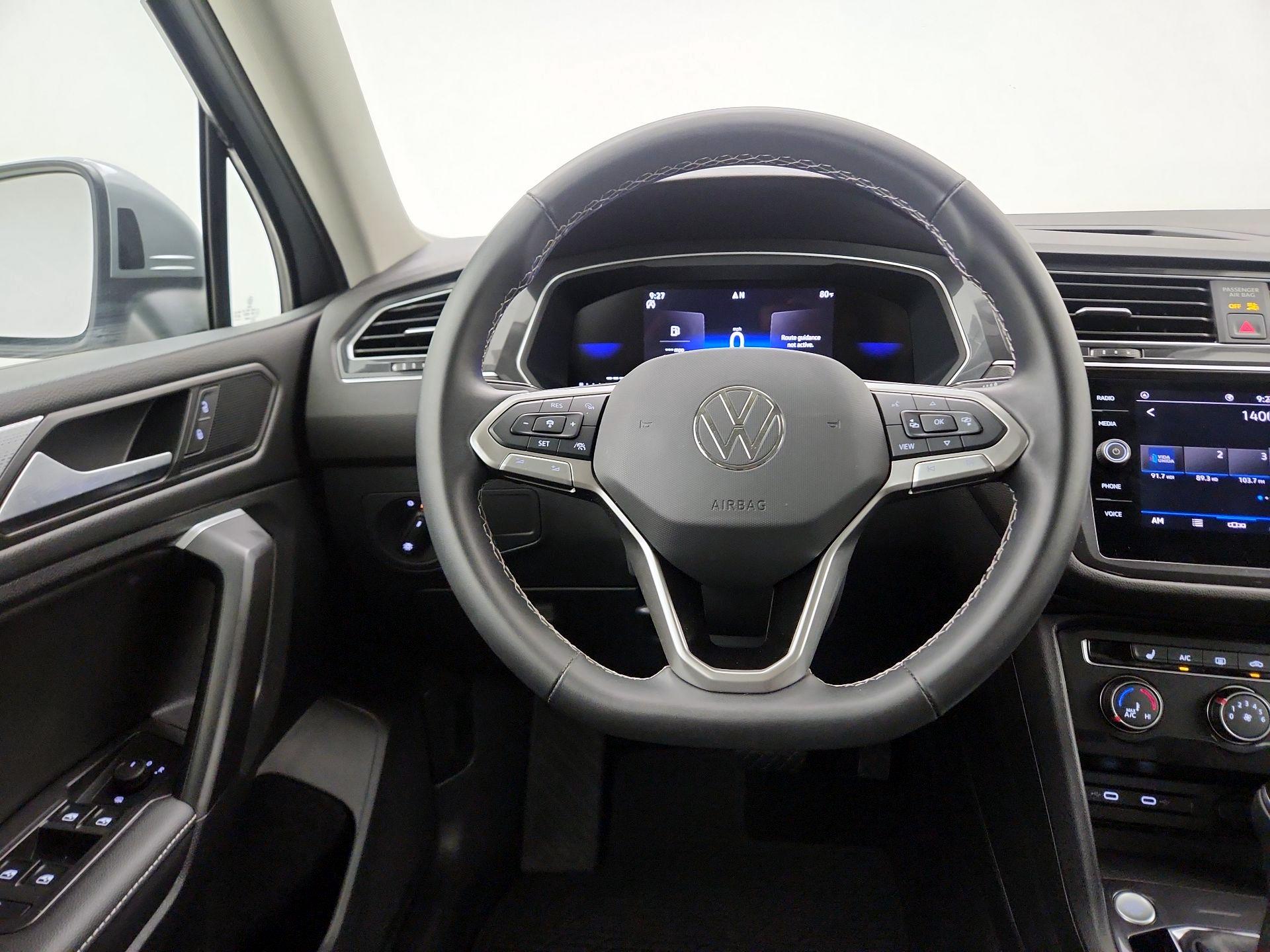 Thumbnail: 2024 Volkswagen Tiguan - 10