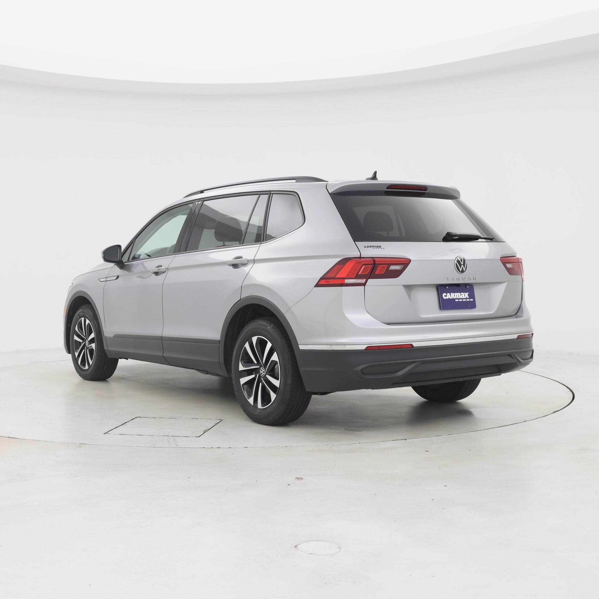 Thumbnail: 2024 Volkswagen Tiguan - 2