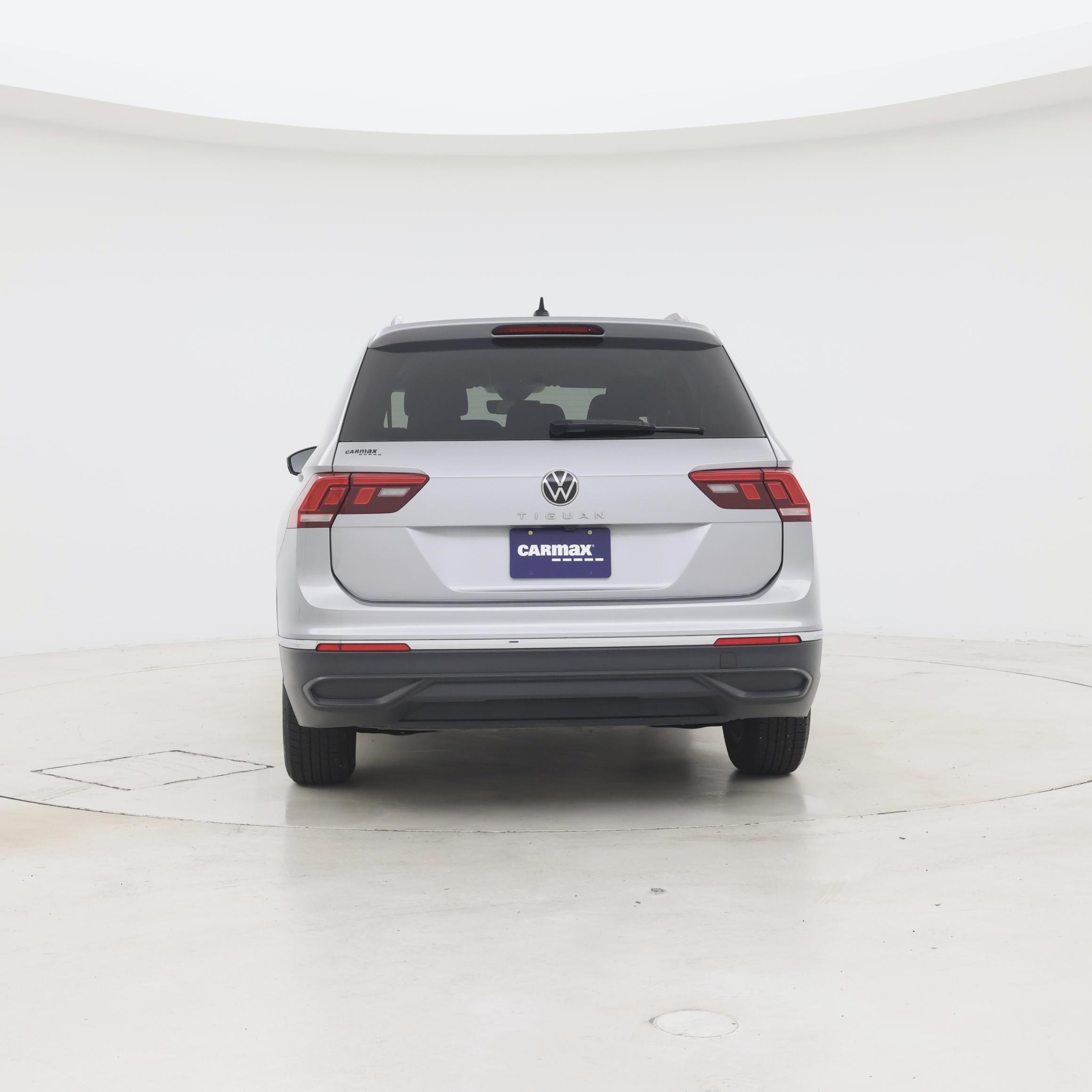 Thumbnail: 2024 Volkswagen Tiguan - 6