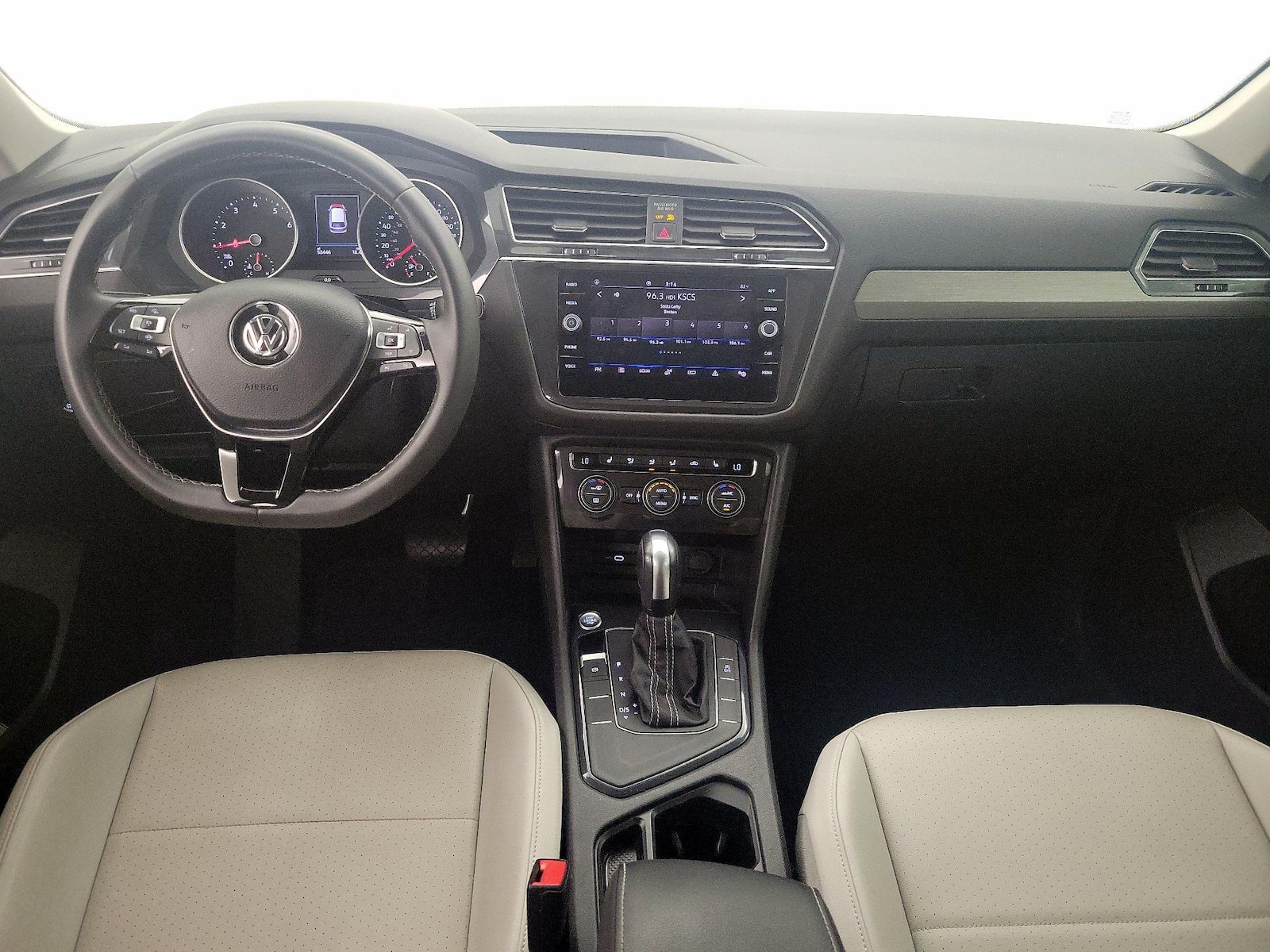 2021 Volkswagen Tiguan SE - Photo 10