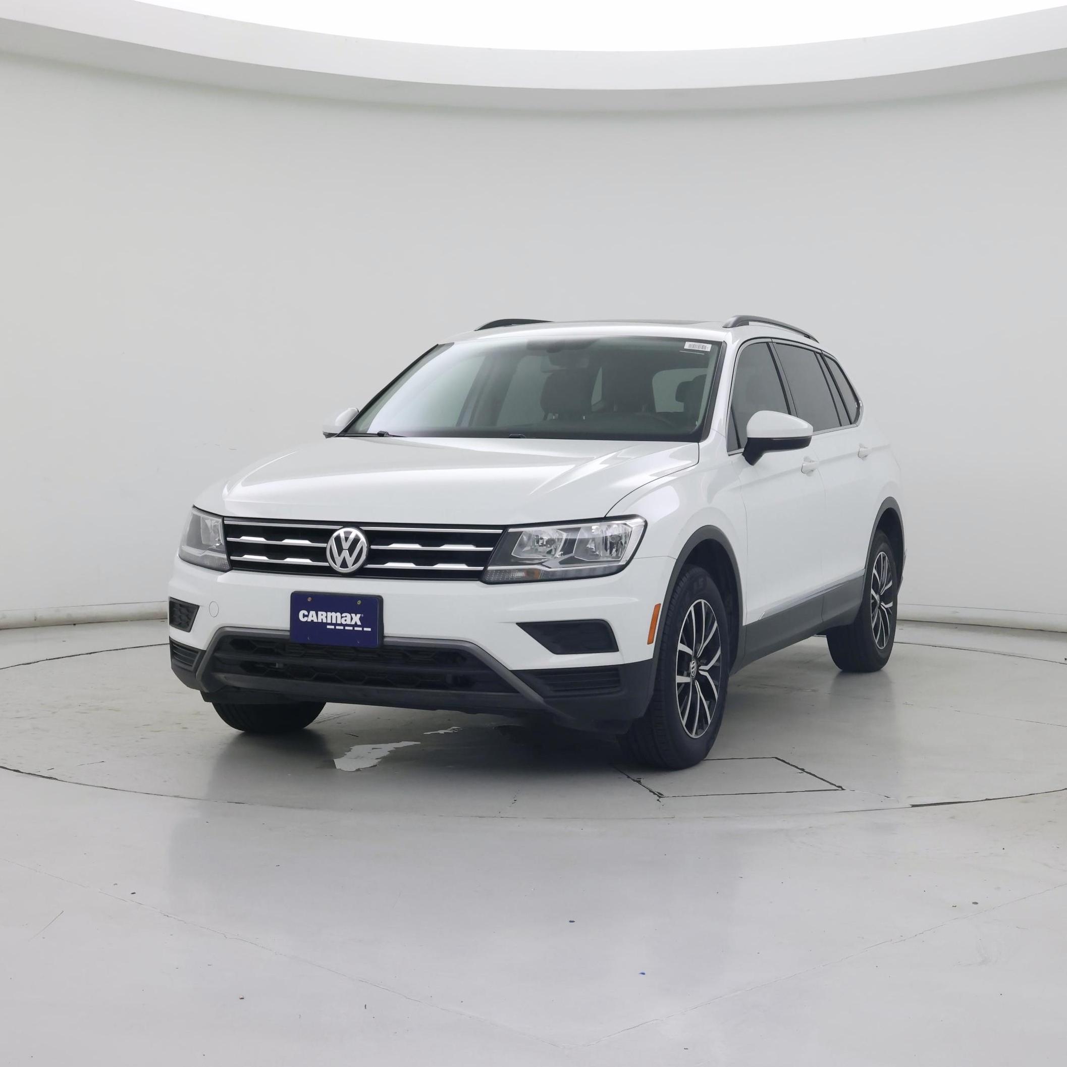 Thumbnail: 2021 Volkswagen Tiguan - 4