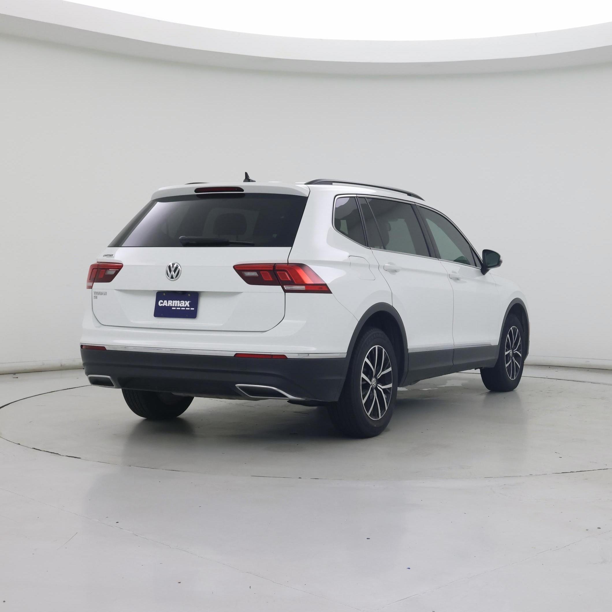Thumbnail: 2021 Volkswagen Tiguan - 8