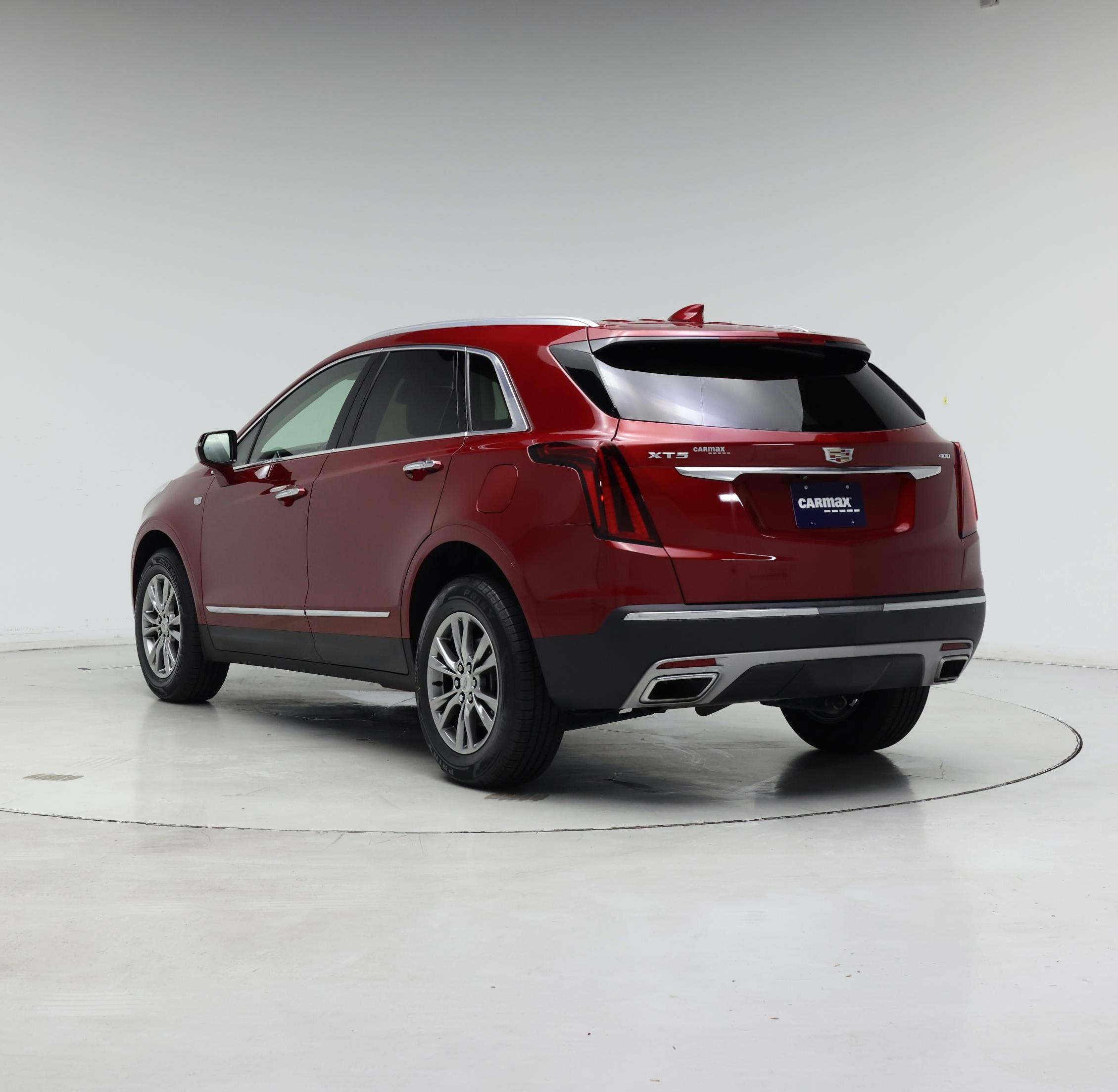 Thumbnail: 2023 Cadillac XT5 - 2